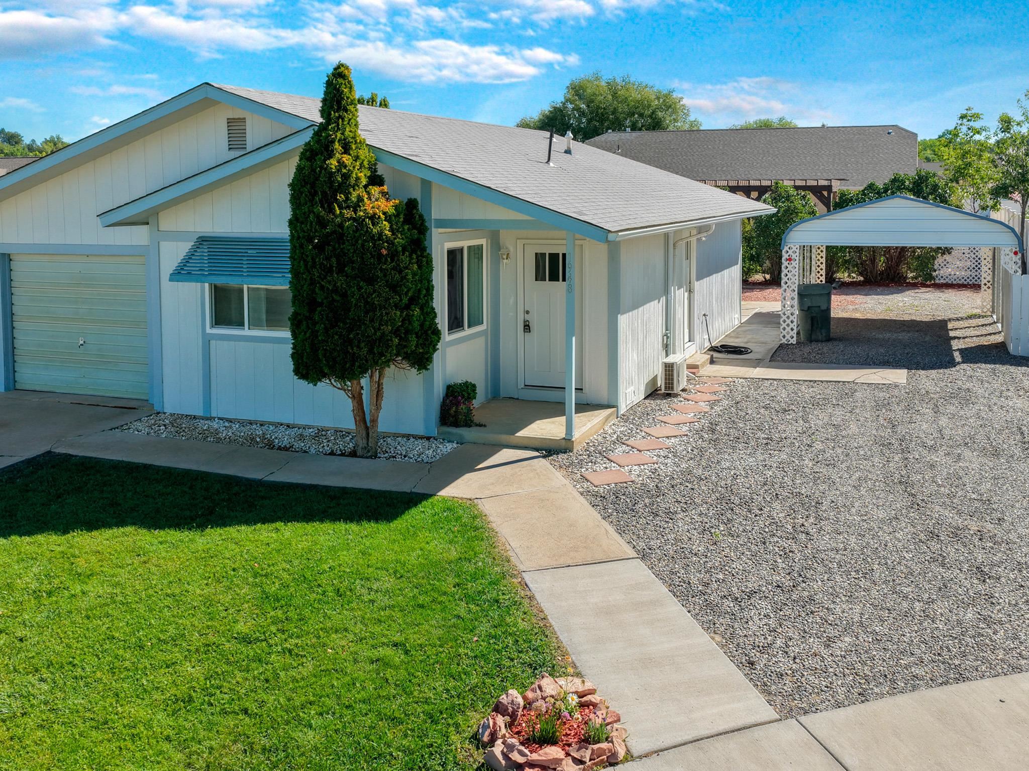 1948 Columbine Court Property Photo 1