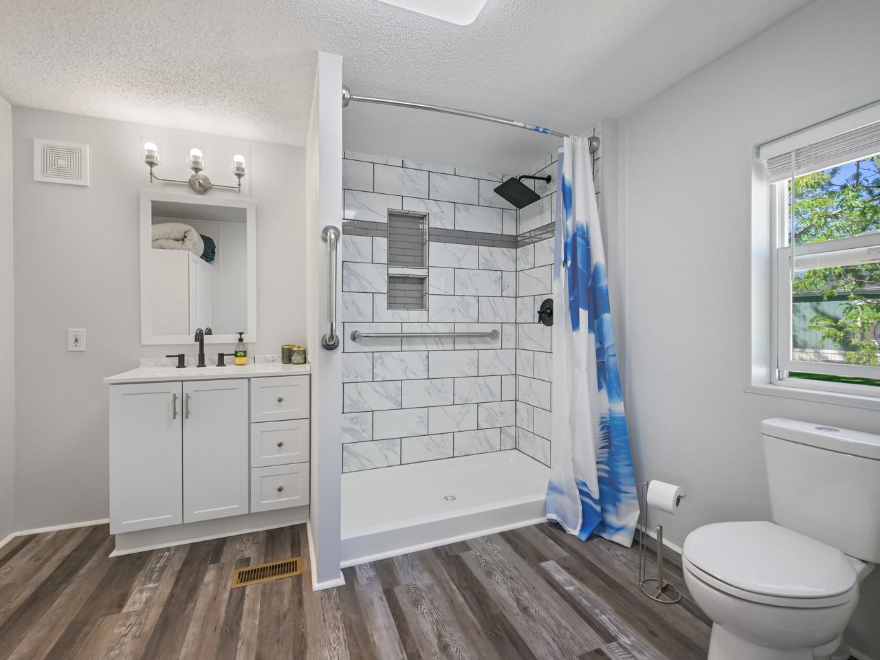 435 32 Road Property Photo 12