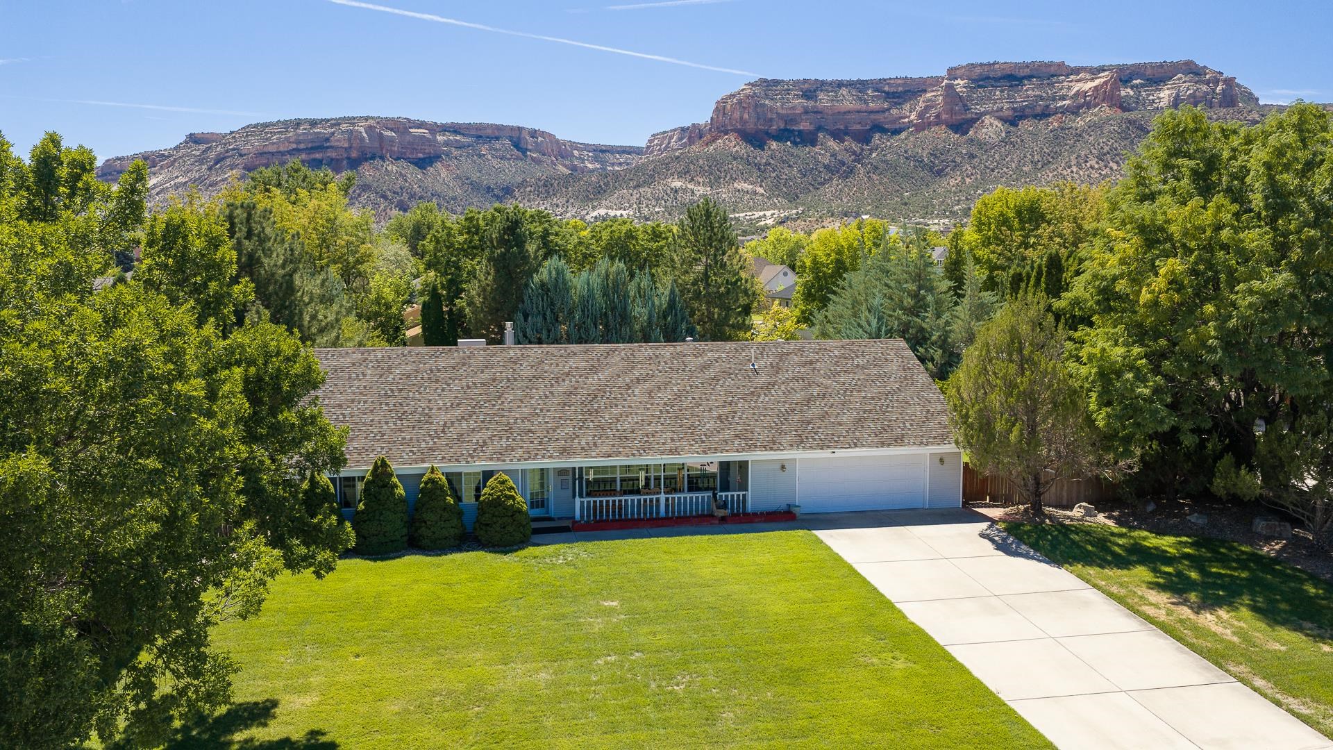 2195 E Canyon Court Property Photo