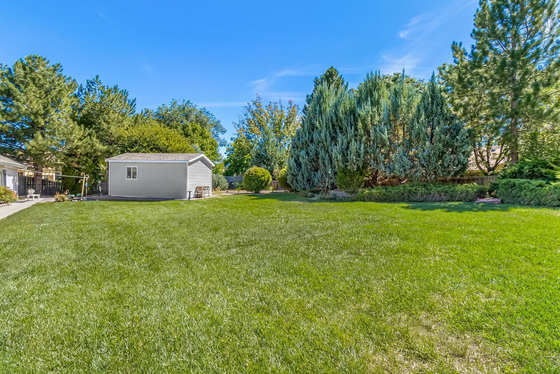 2195 E Canyon Court Property Photo 9