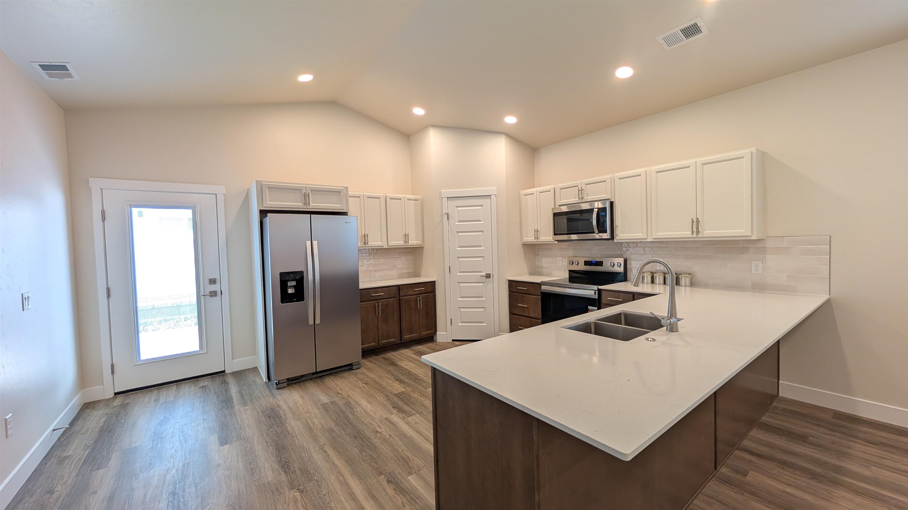 1740 Rusty Rivet Road Property Photo 6