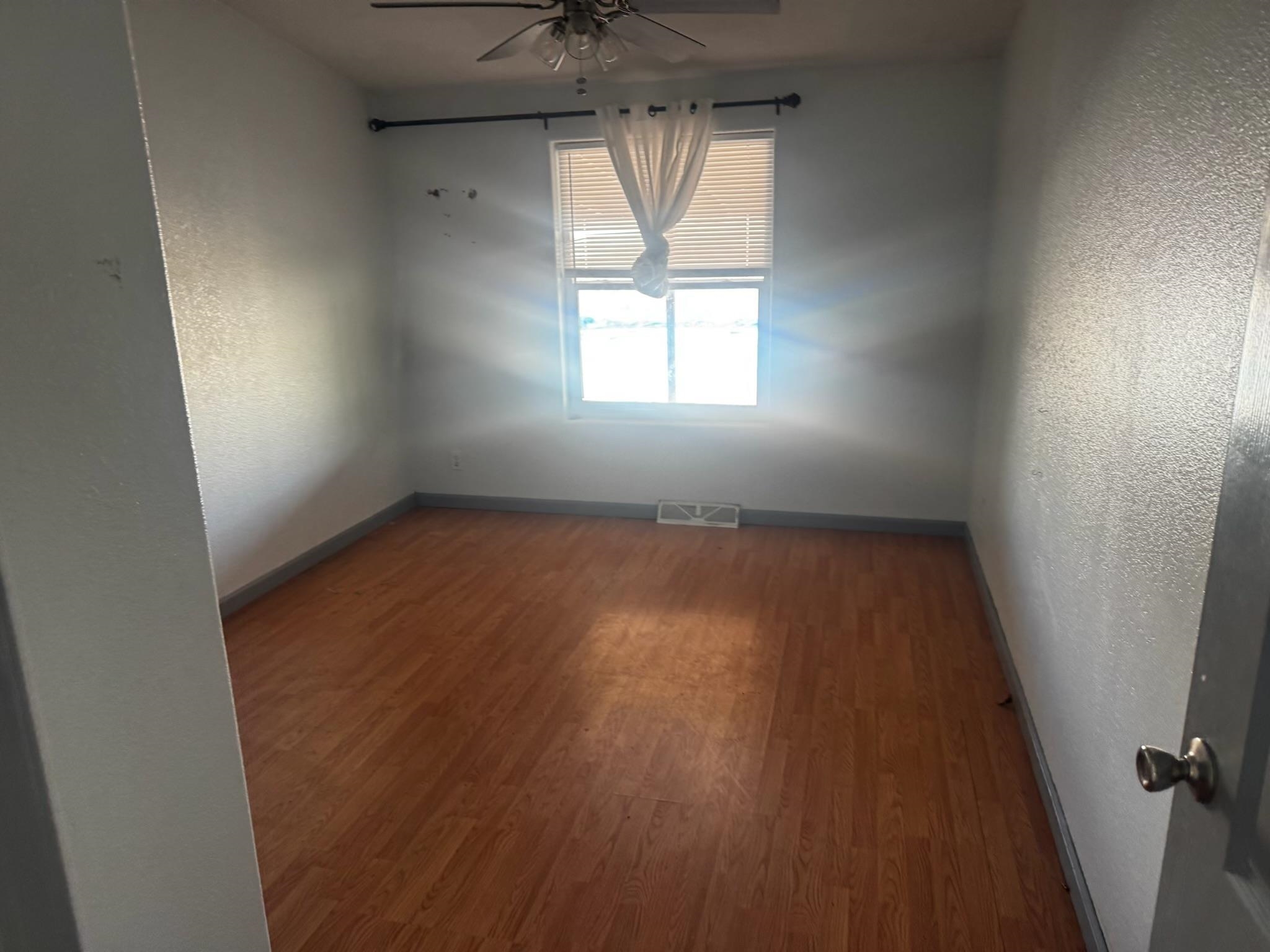 18817 D Road Property Photo 11