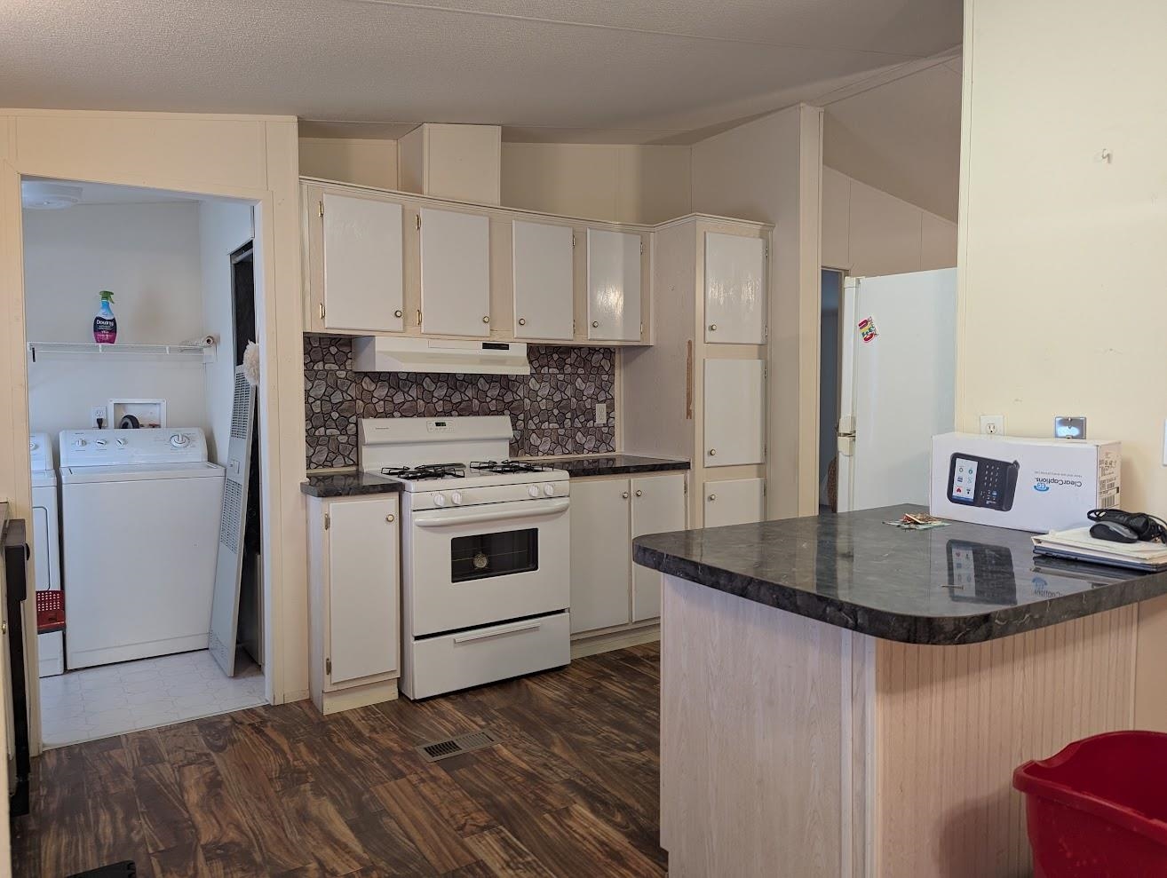 435 32 Road Property Photo 5