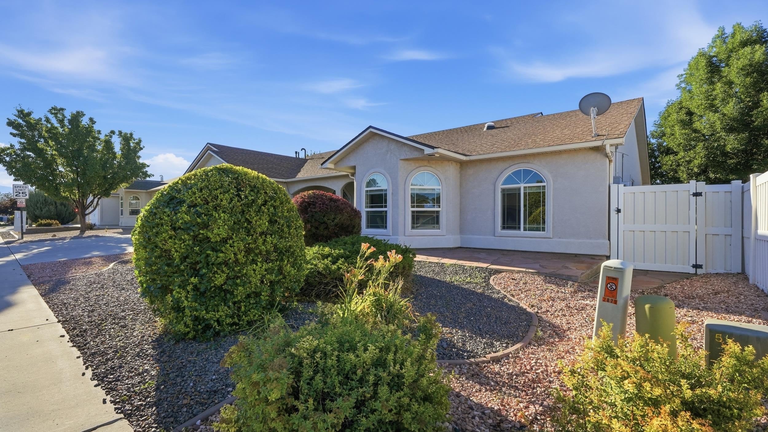 2879 Fall Creek Drive Property Photo 4