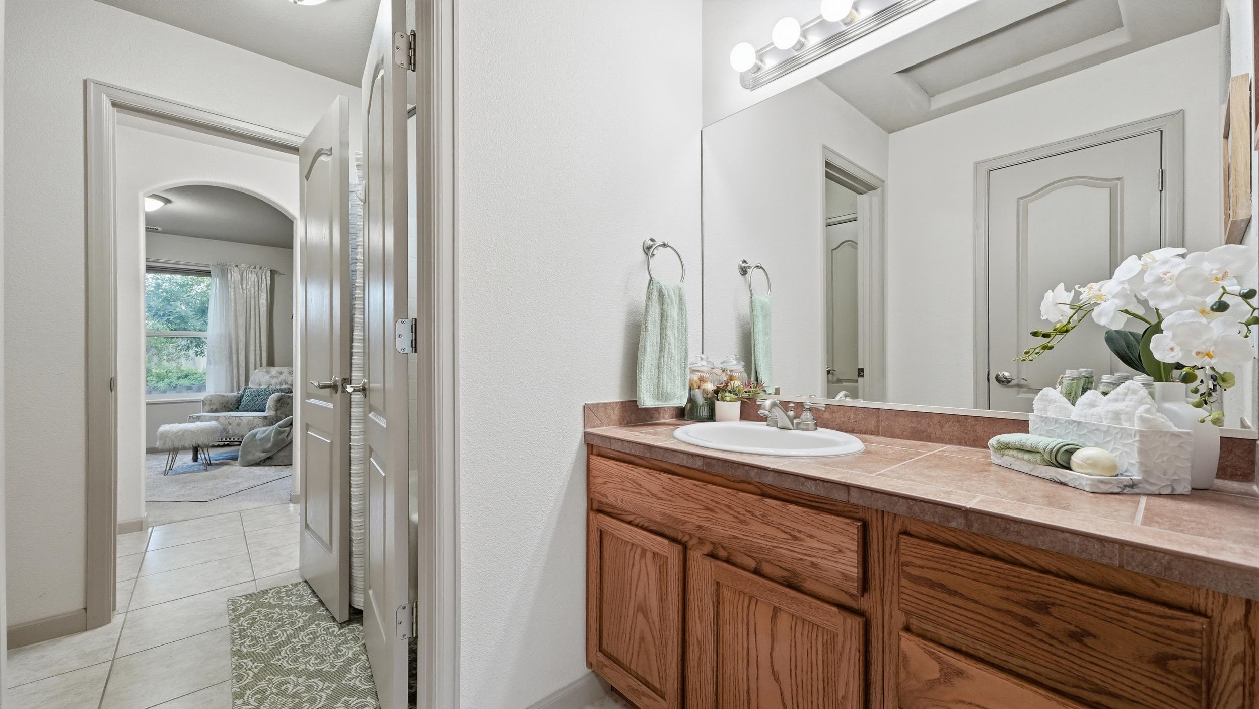 2879 Fall Creek Drive Property Photo 24