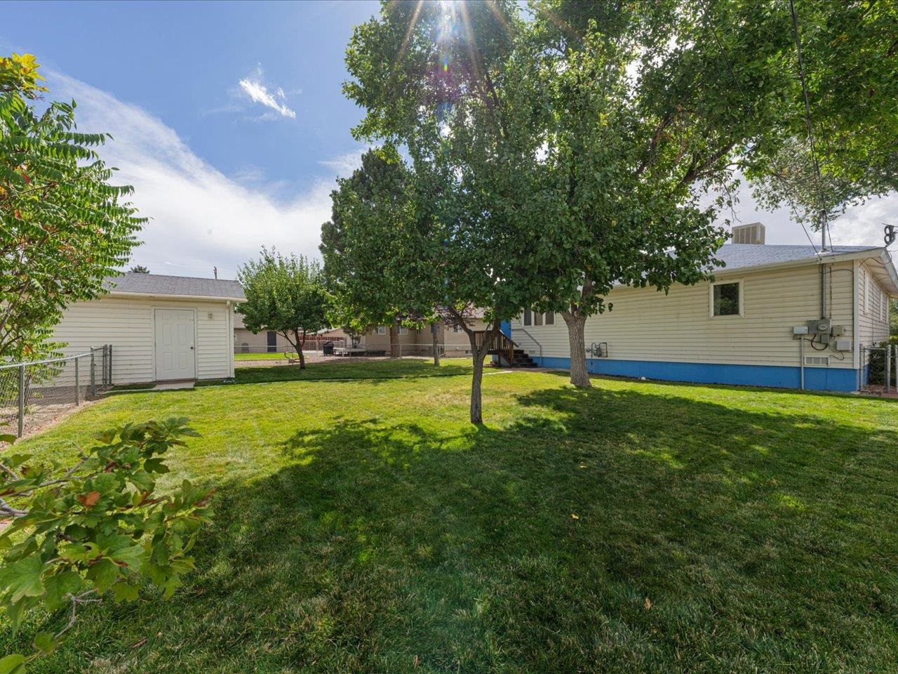 940 Leon Street Property Photo 41