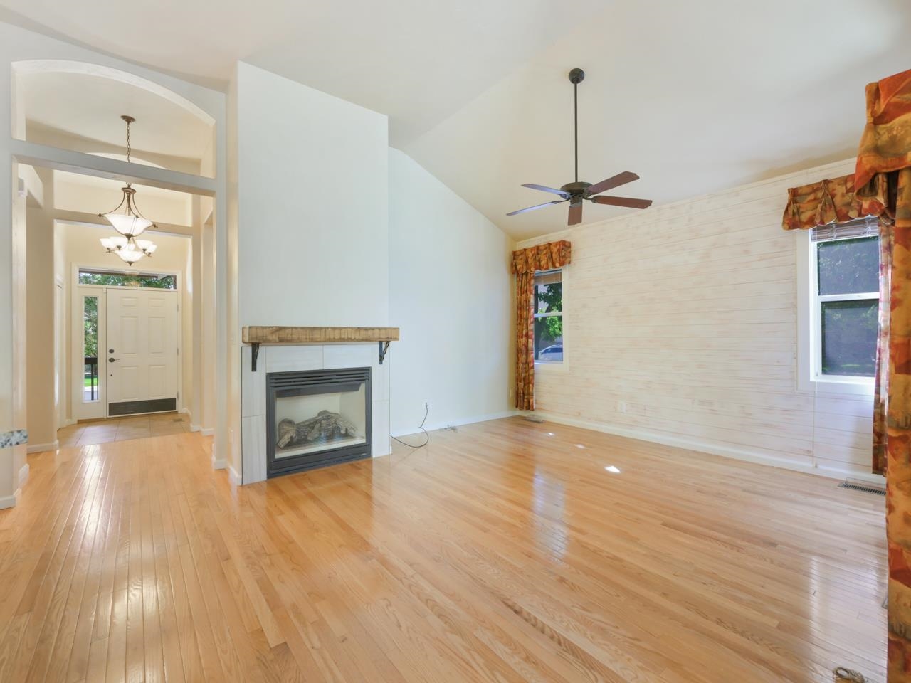 618 Eldorado Drive Property Photo 4