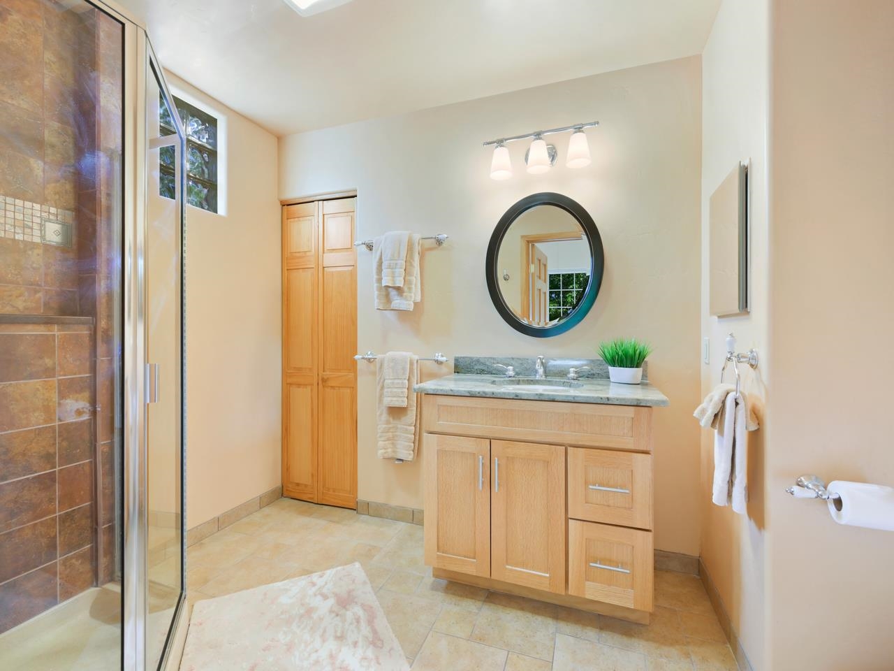 2699 Little Creek Road Property Photo 6
