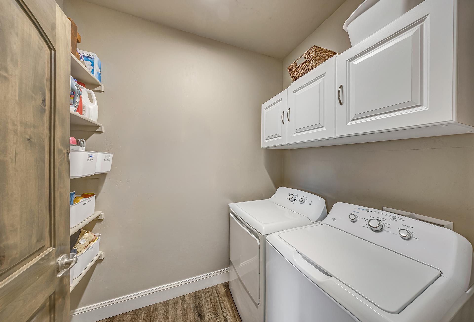 852 Fire Agate Lane Property Photo 25