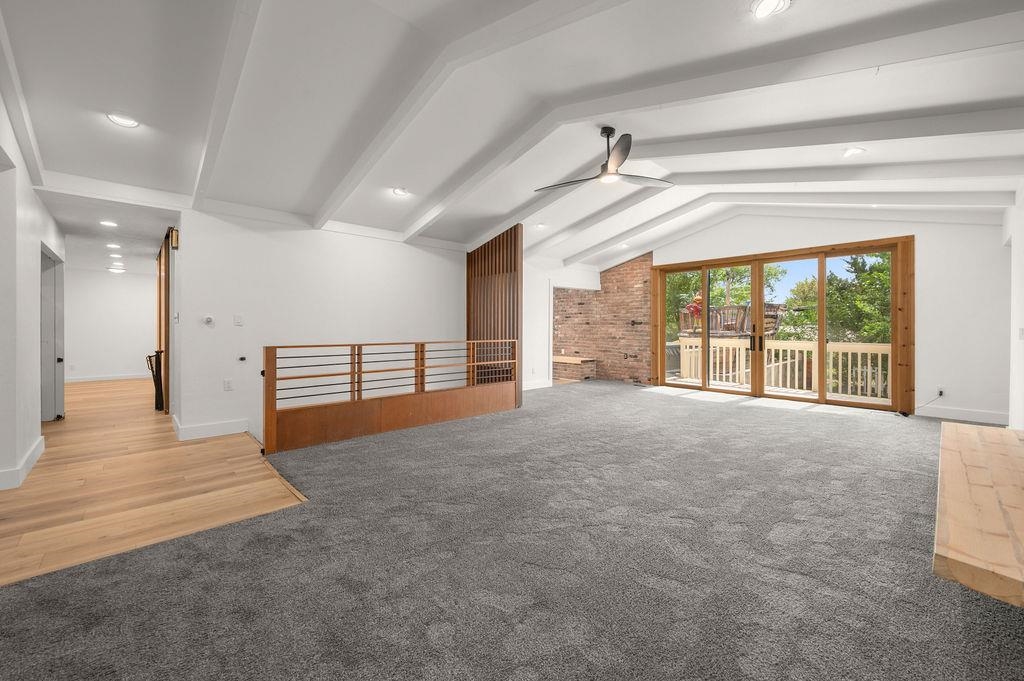 299 Bookcliff Court Property Photo 3