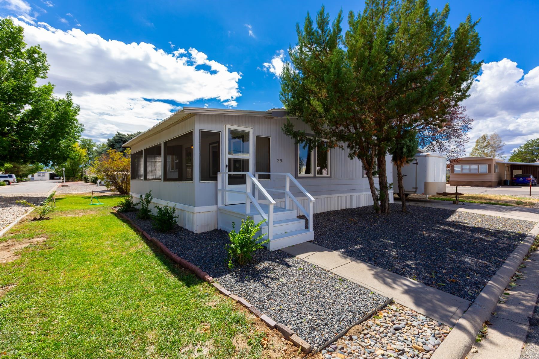 3195 F Road Property Photo 1