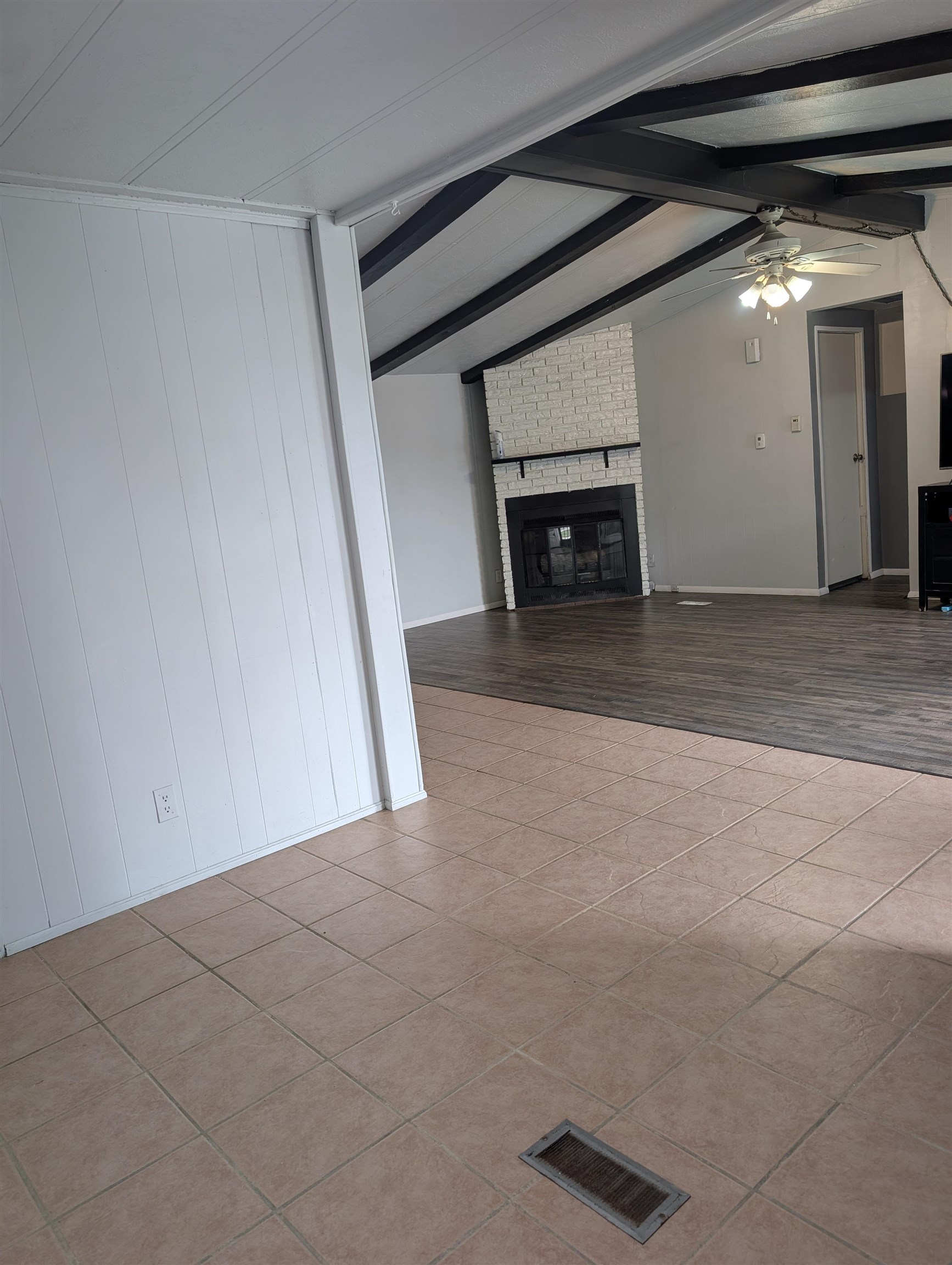 444 30 1/2 Road Property Photo 8