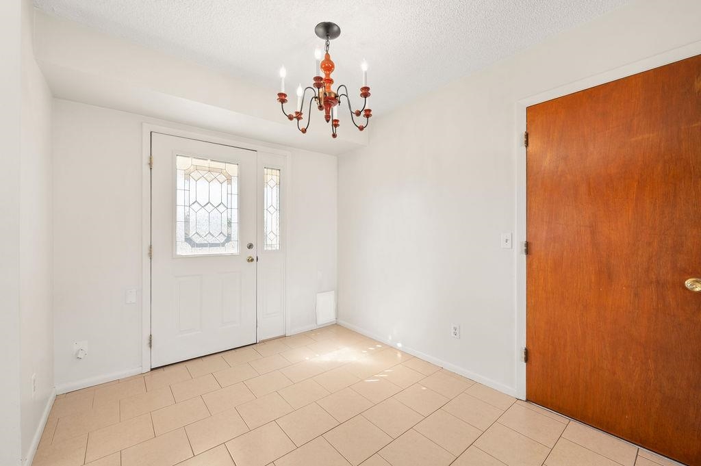 3045 Teller Avenue Property Photo 6