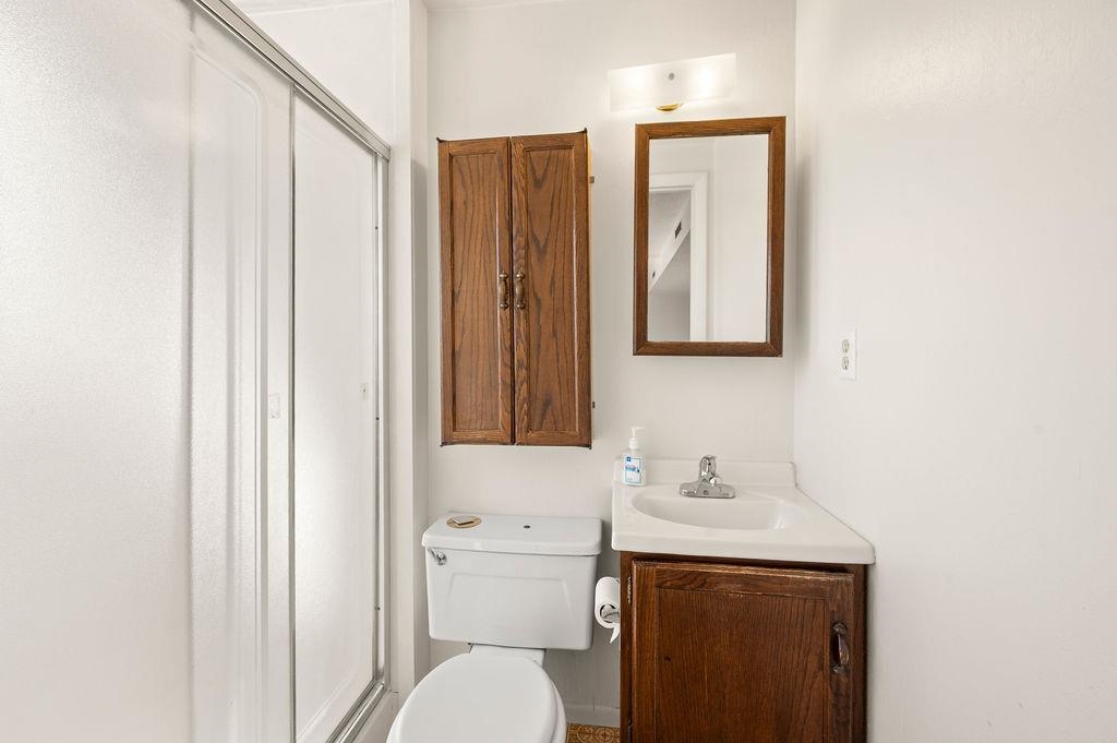 3045 Teller Avenue Property Photo 12