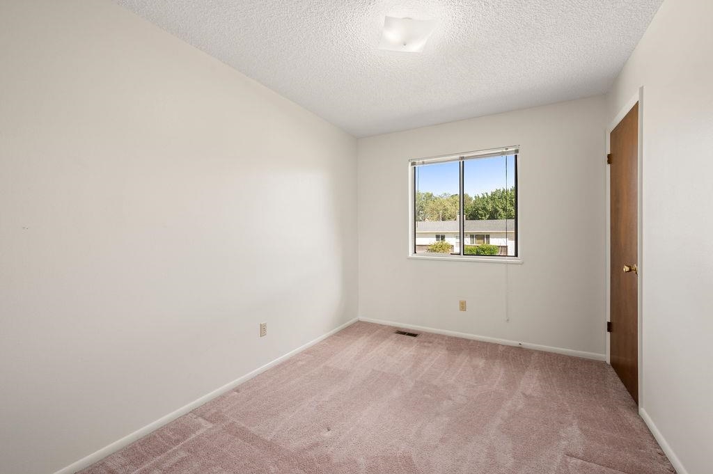 3045 Teller Avenue Property Photo 17