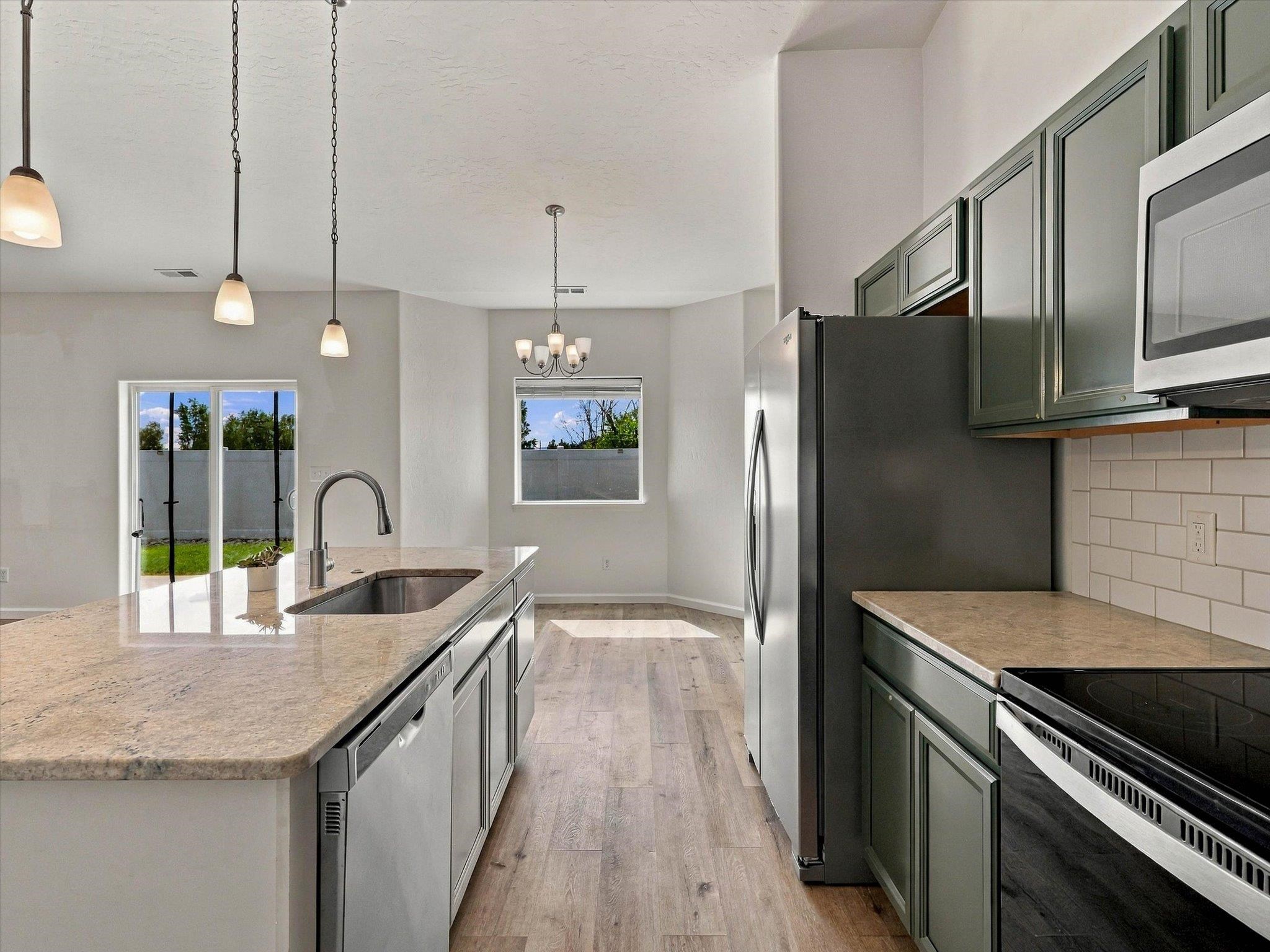 2879 Streamside Avenue Property Photo 10