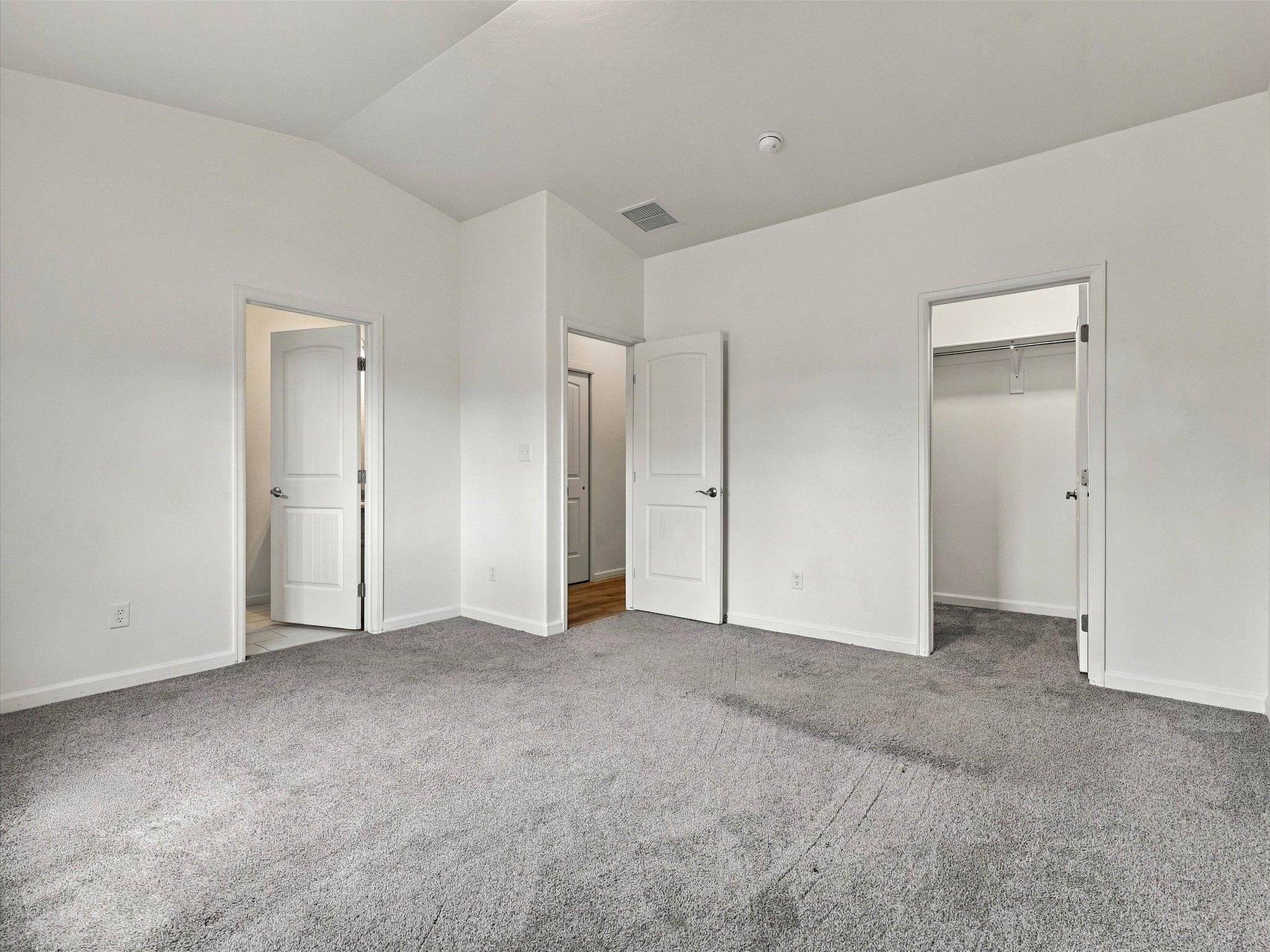 2879 Streamside Avenue Property Photo 14