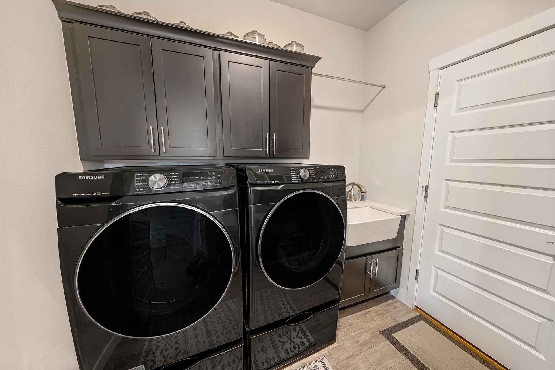 1692 Derby Court Property Photo 21