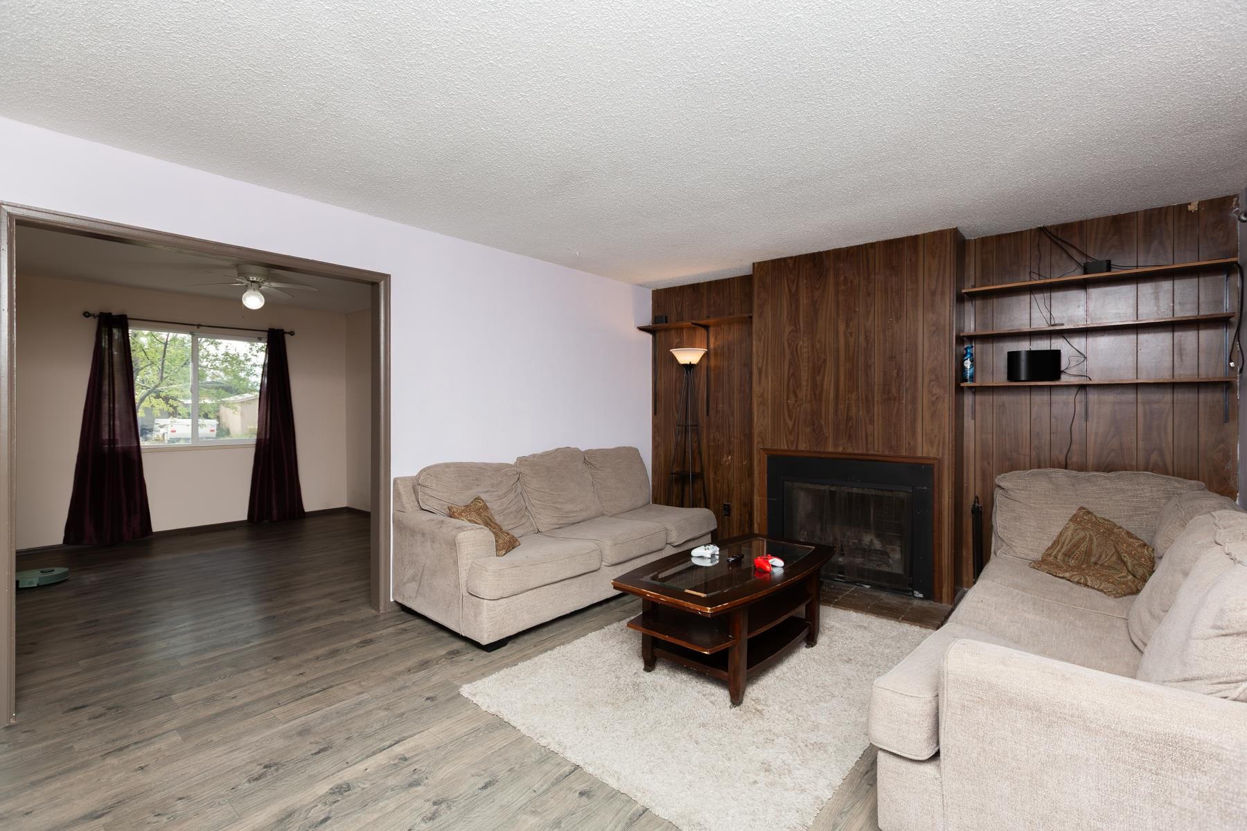 3190 1/2 Elm Avenue Property Photo 7