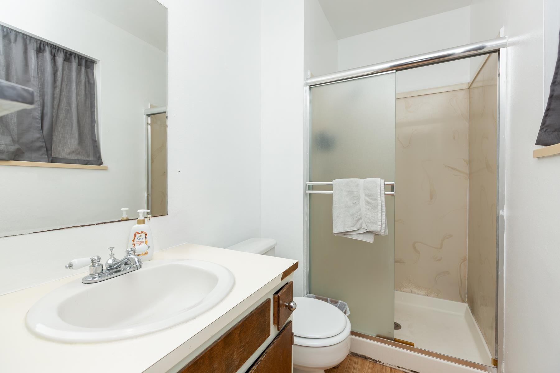 3190 1/2 Elm Avenue Property Photo 16