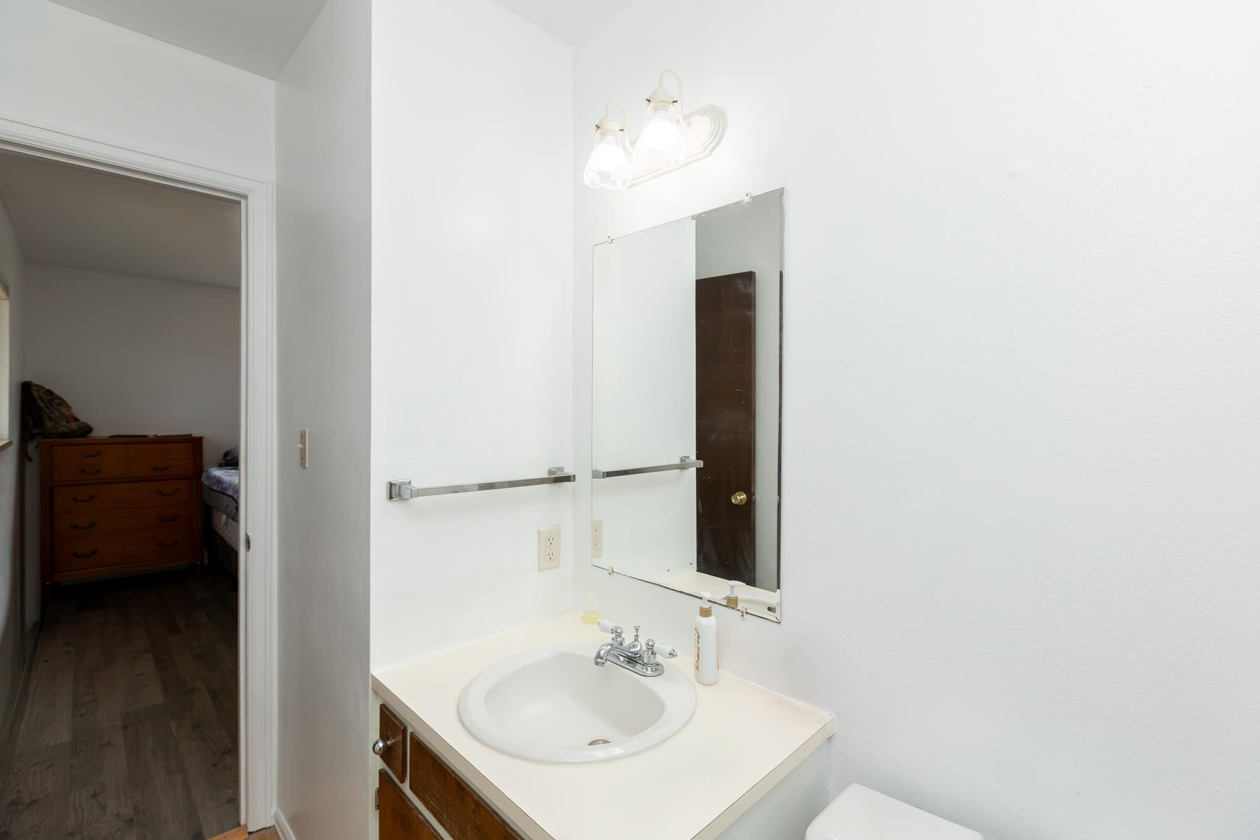 3190 1/2 Elm Avenue Property Photo 17