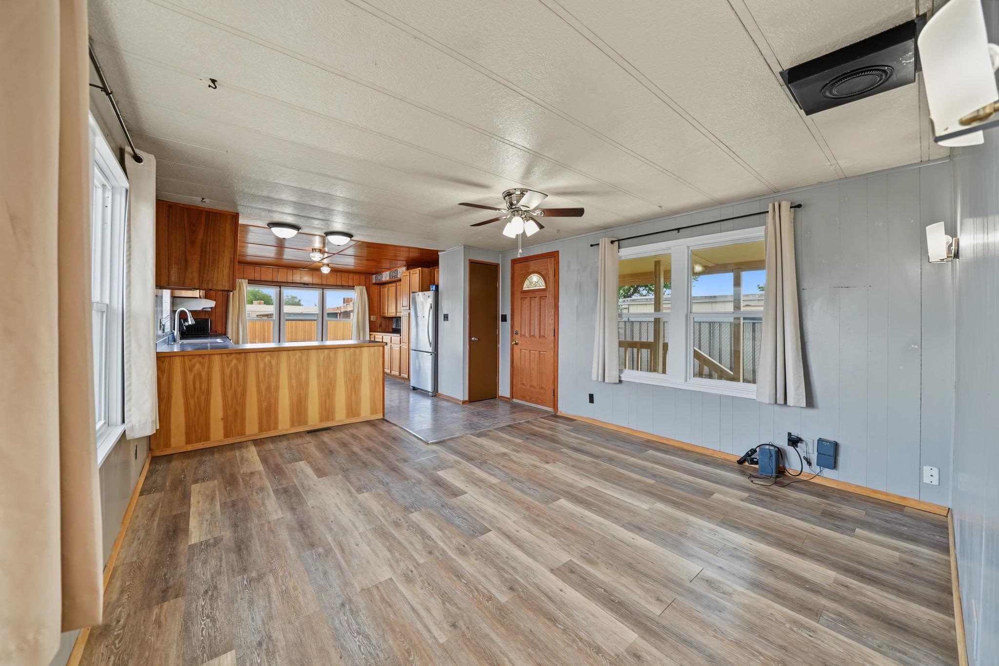 449 Lark Drive Property Photo 9