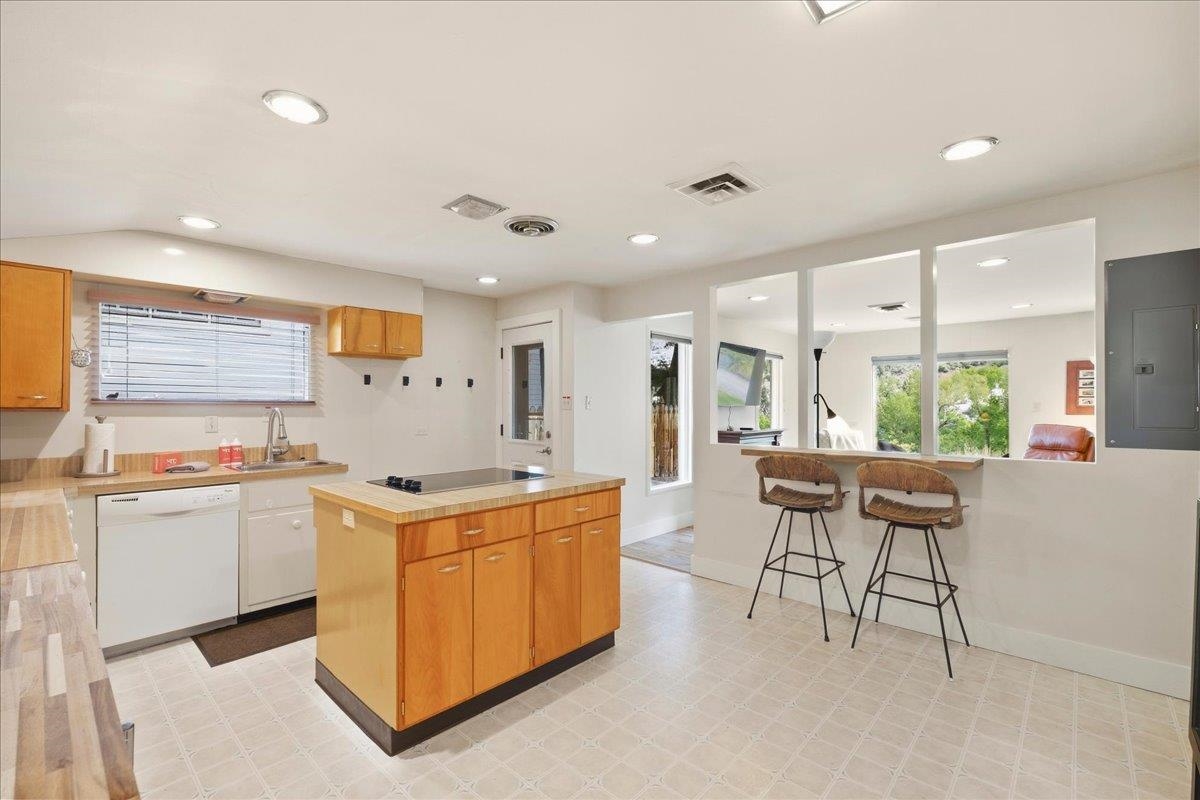 532 Oak Street Property Photo 17