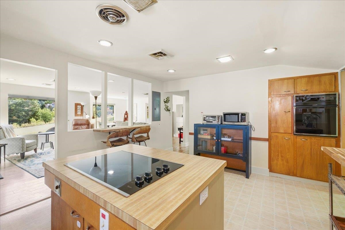 532 Oak Street Property Photo 19