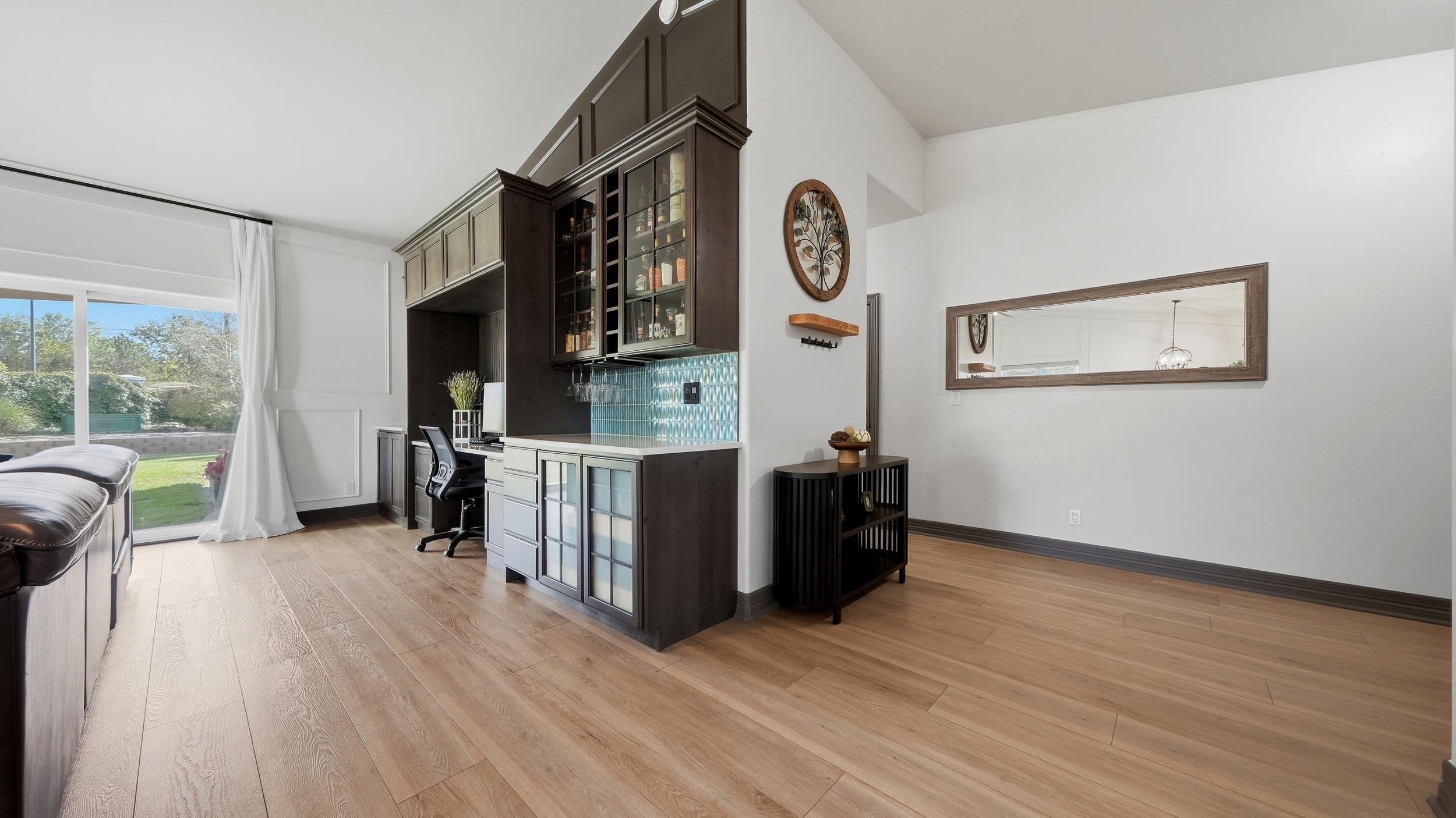 2619 Aster Court Property Photo 6
