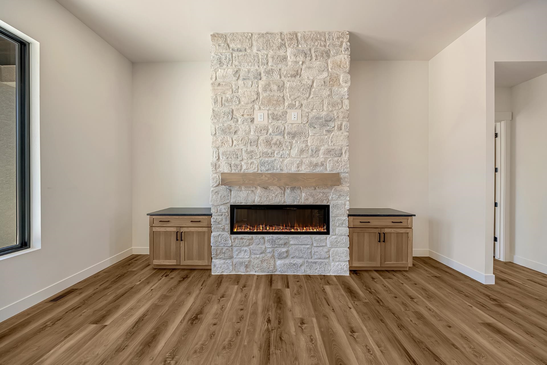 2051 Caleb Way Property Photo 7