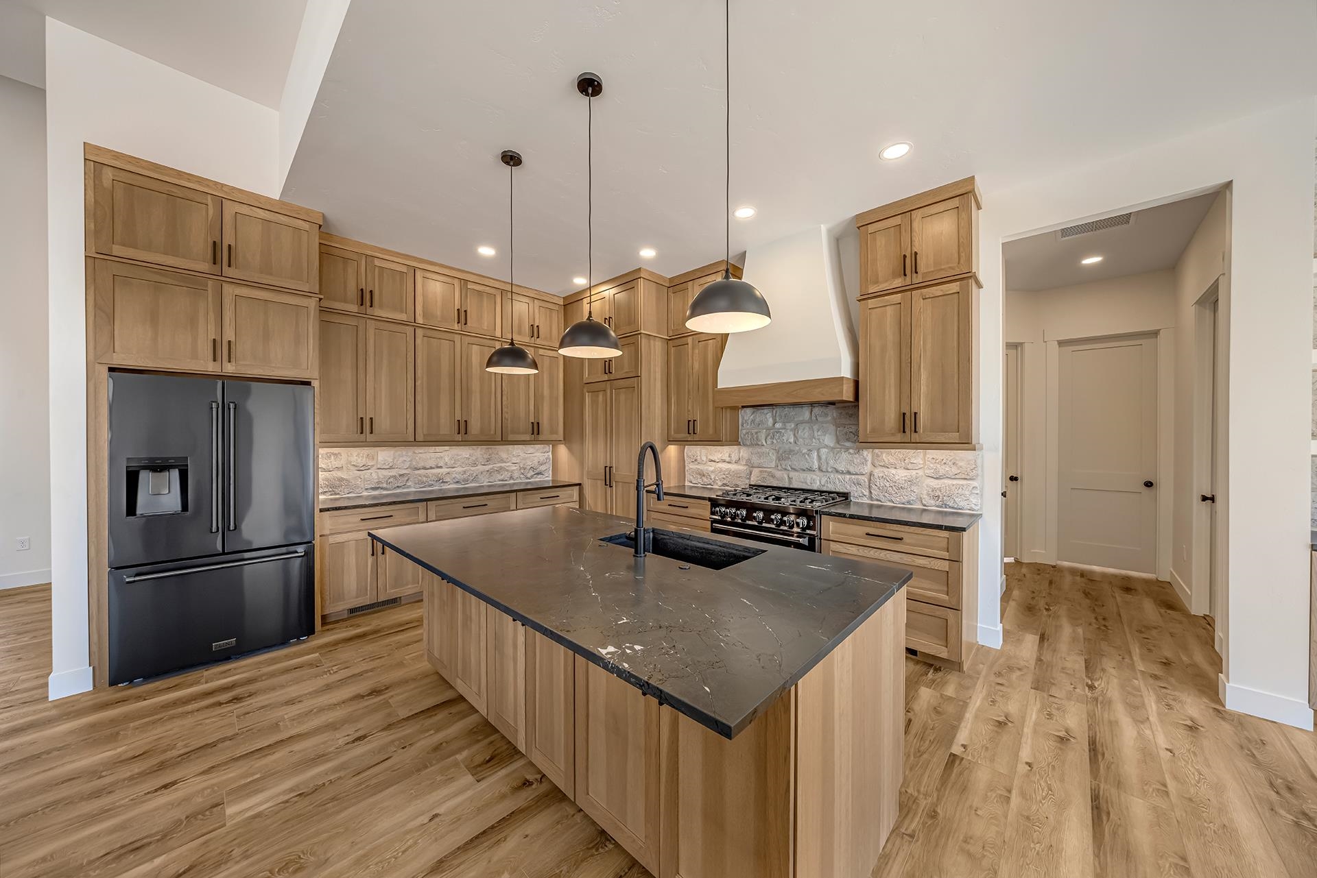 2051 Caleb Way Property Photo 8