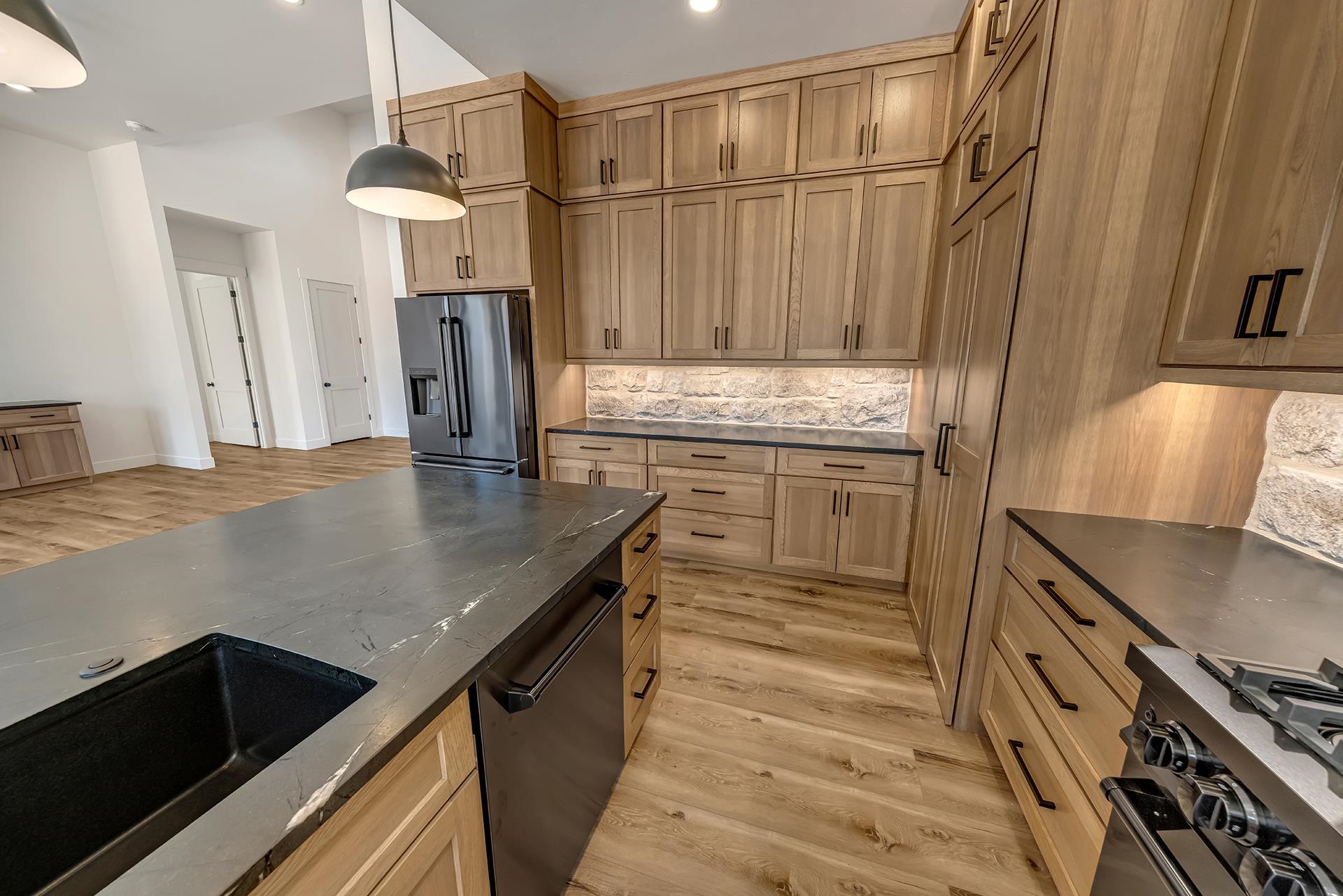 2051 Caleb Way Property Photo 12