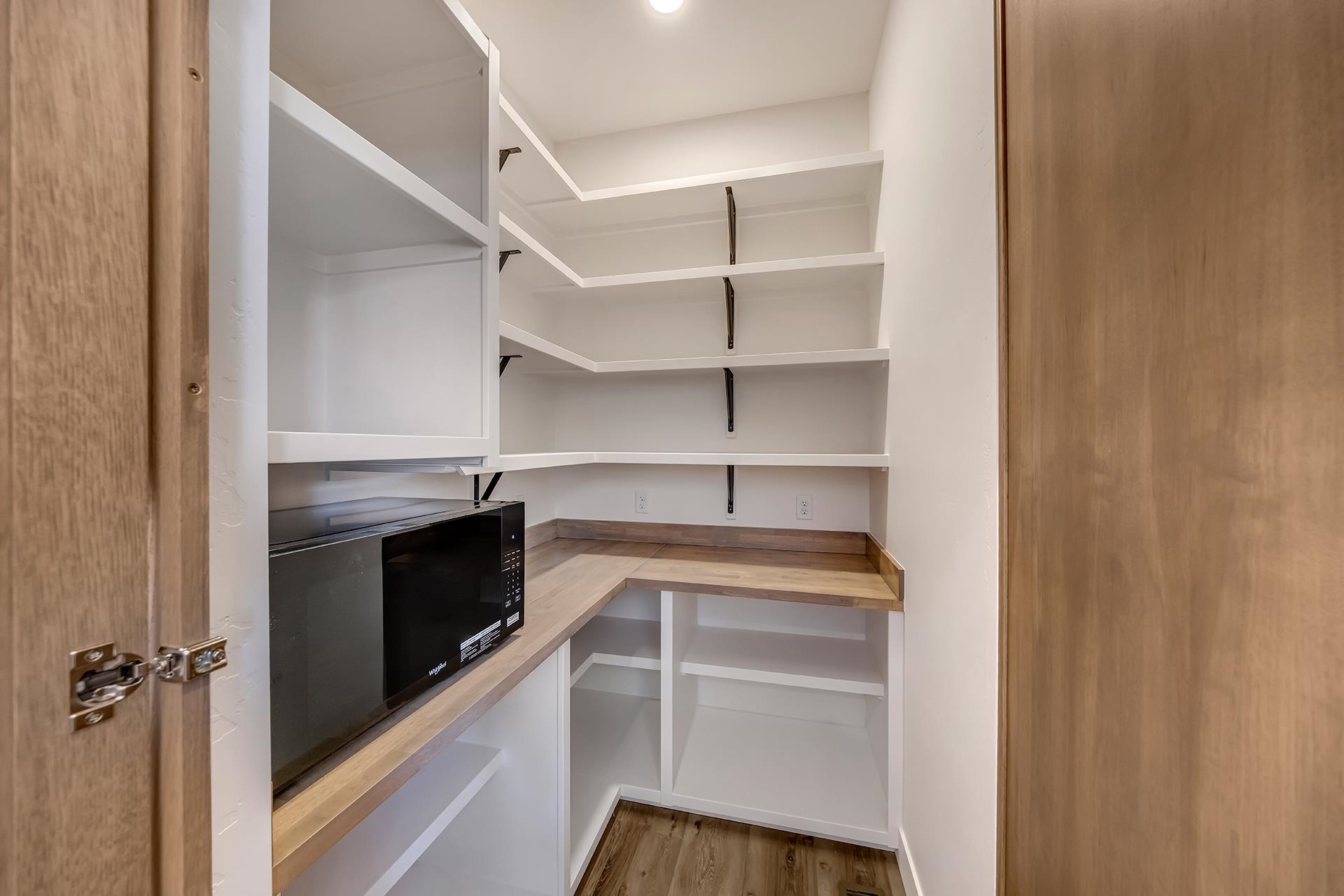 2051 Caleb Way Property Photo 14