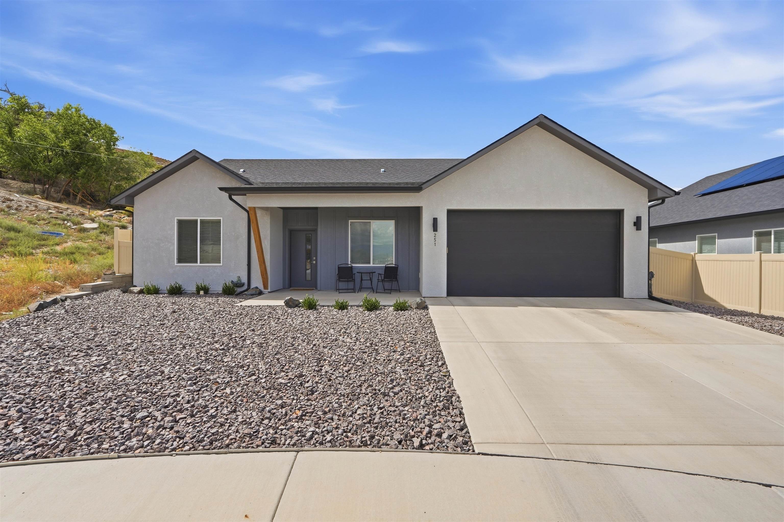 251 Maggie Drive Property Photo 1