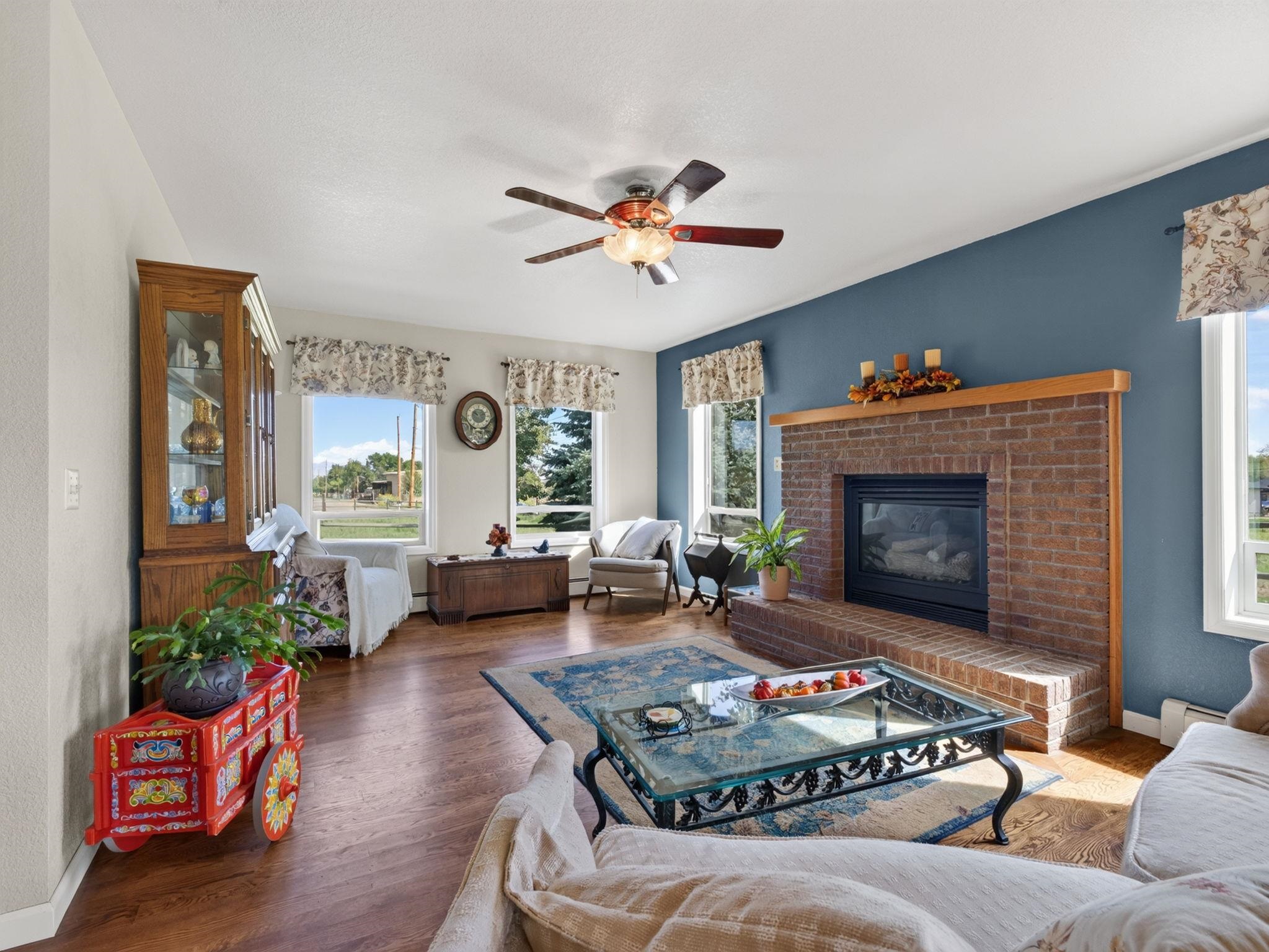 623 19 1/2 Road Property Photo 8