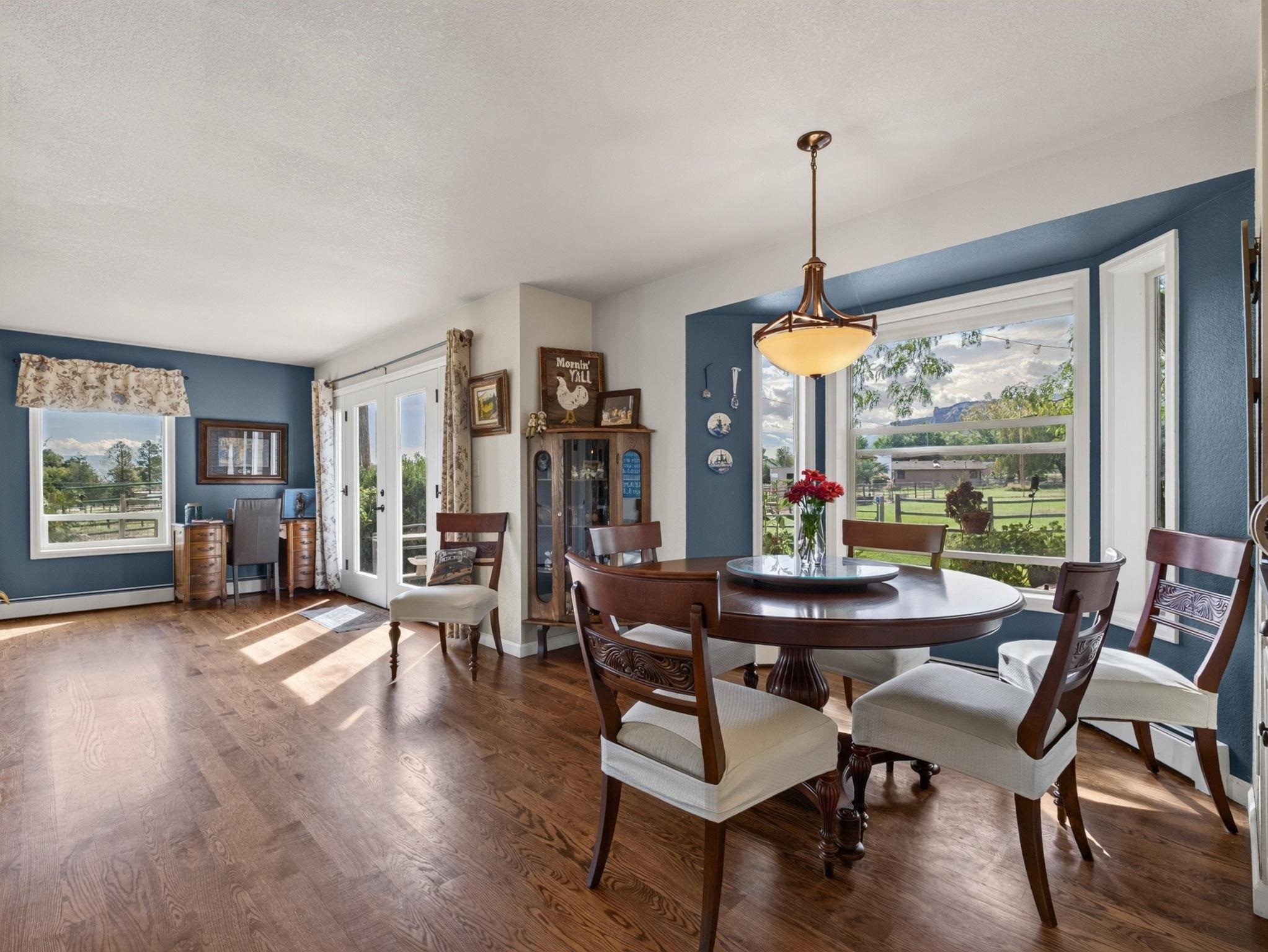 623 19 1/2 Road Property Photo 12