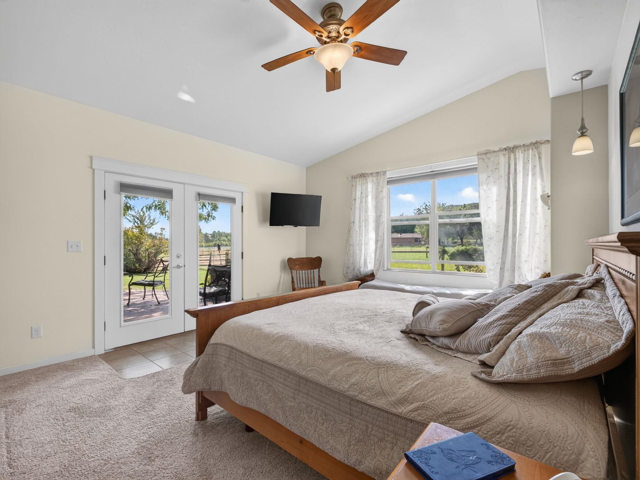 623 19 1/2 Road Property Photo 21