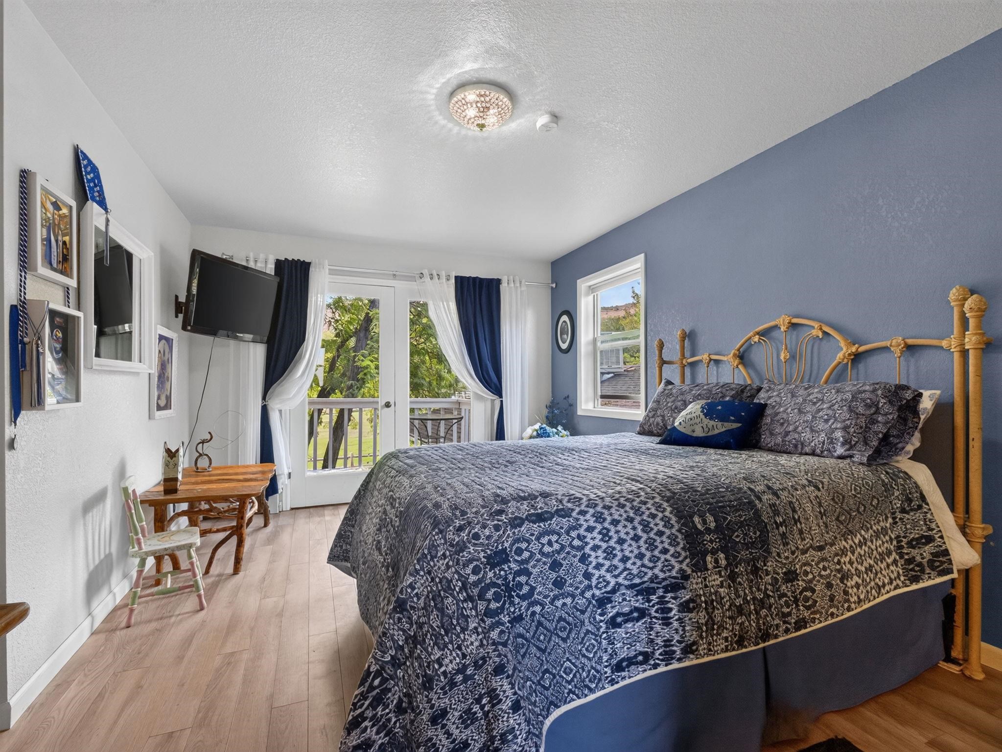 623 19 1/2 Road Property Photo 31