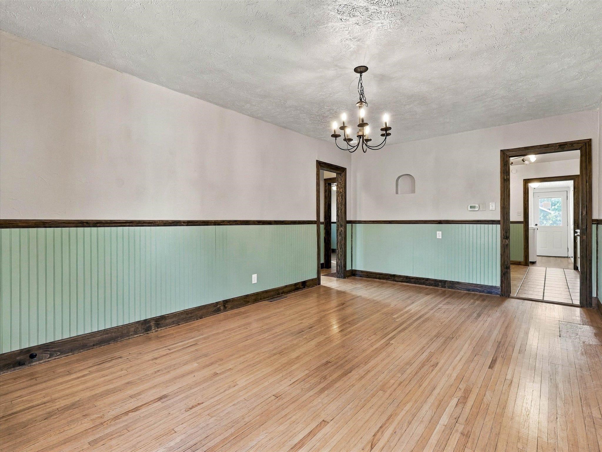1347 White Avenue Property Photo 7