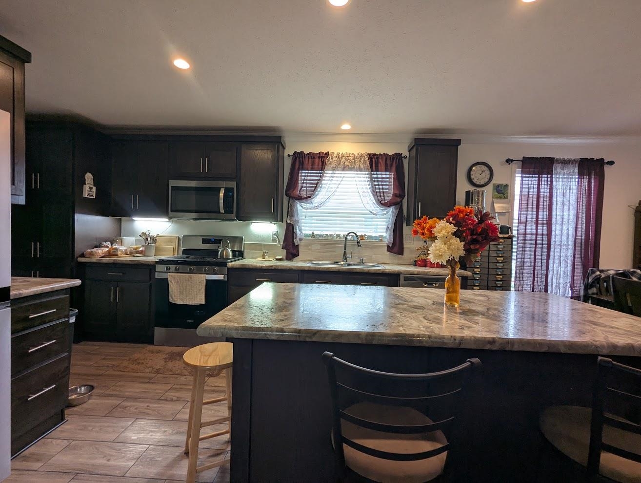 435 32 Road Property Photo 2