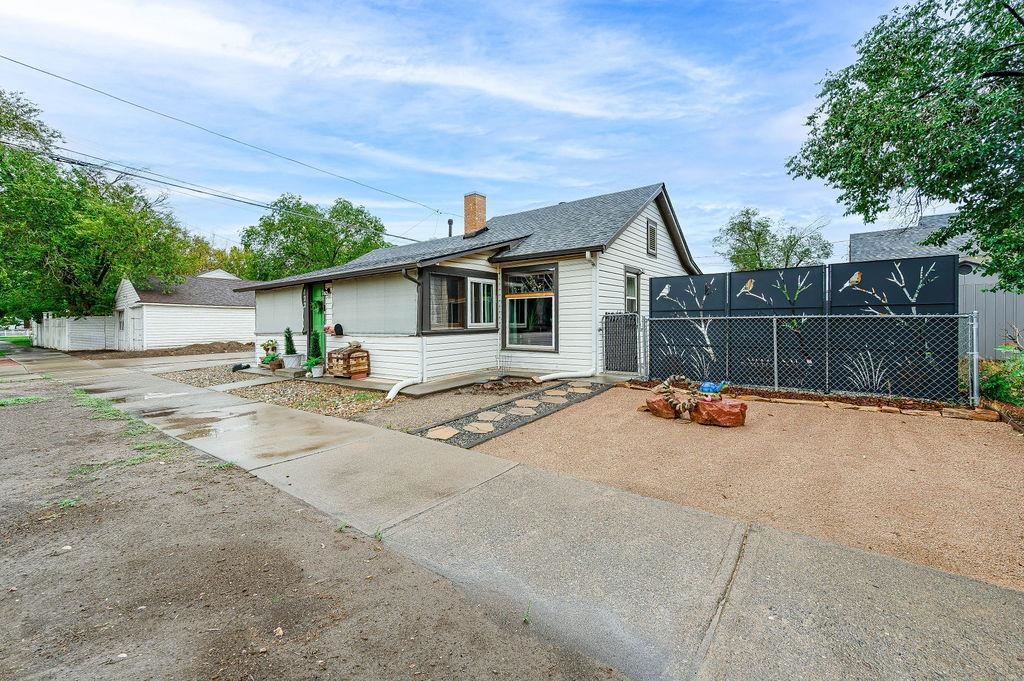 122 S 12th Street Property Photo 2