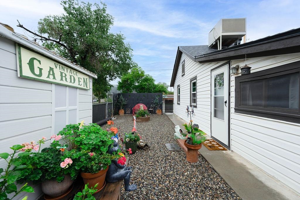 122 S 12th Street Property Photo 3