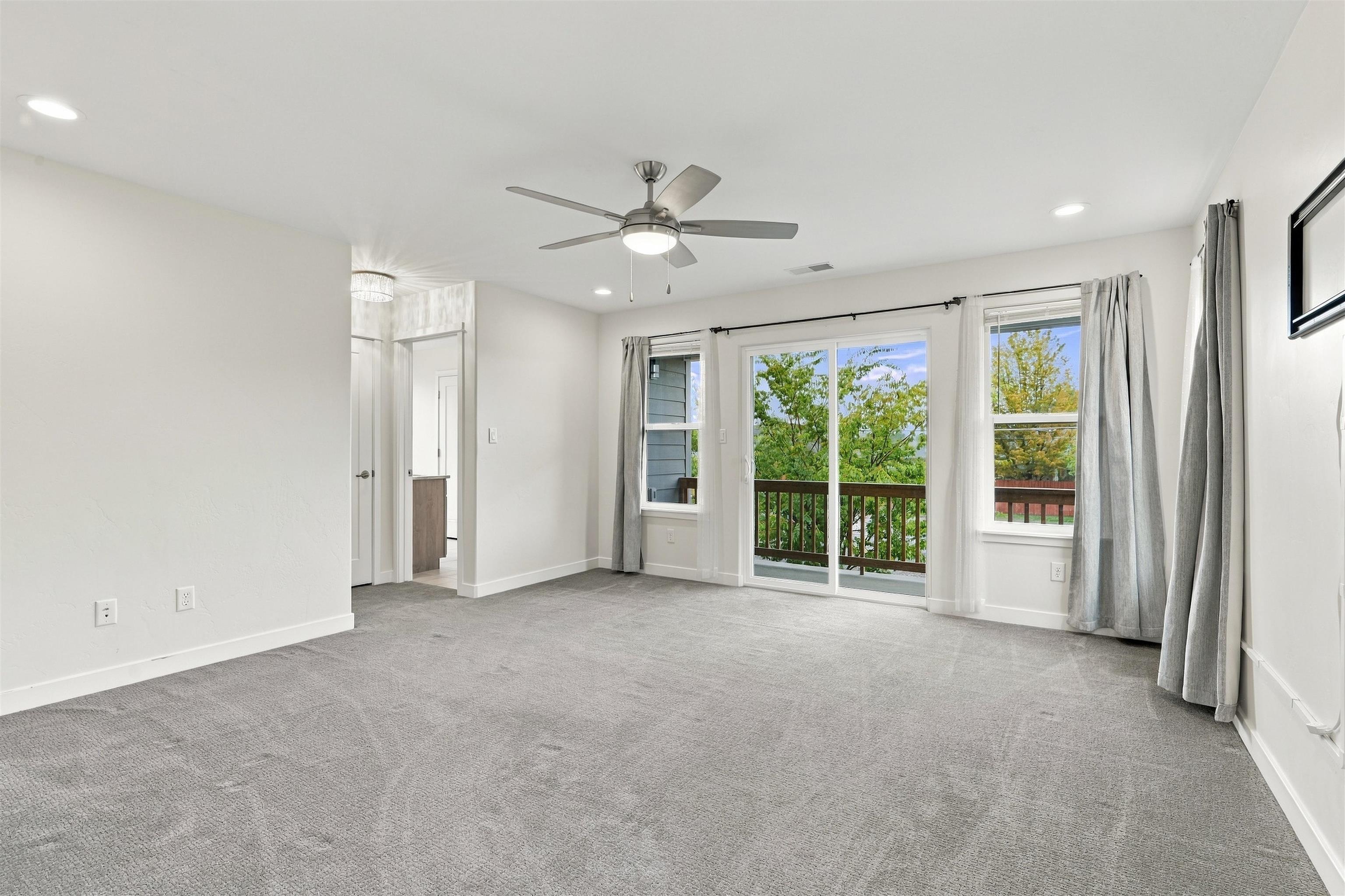 672 Copper Canyon Drive Property Photo 7