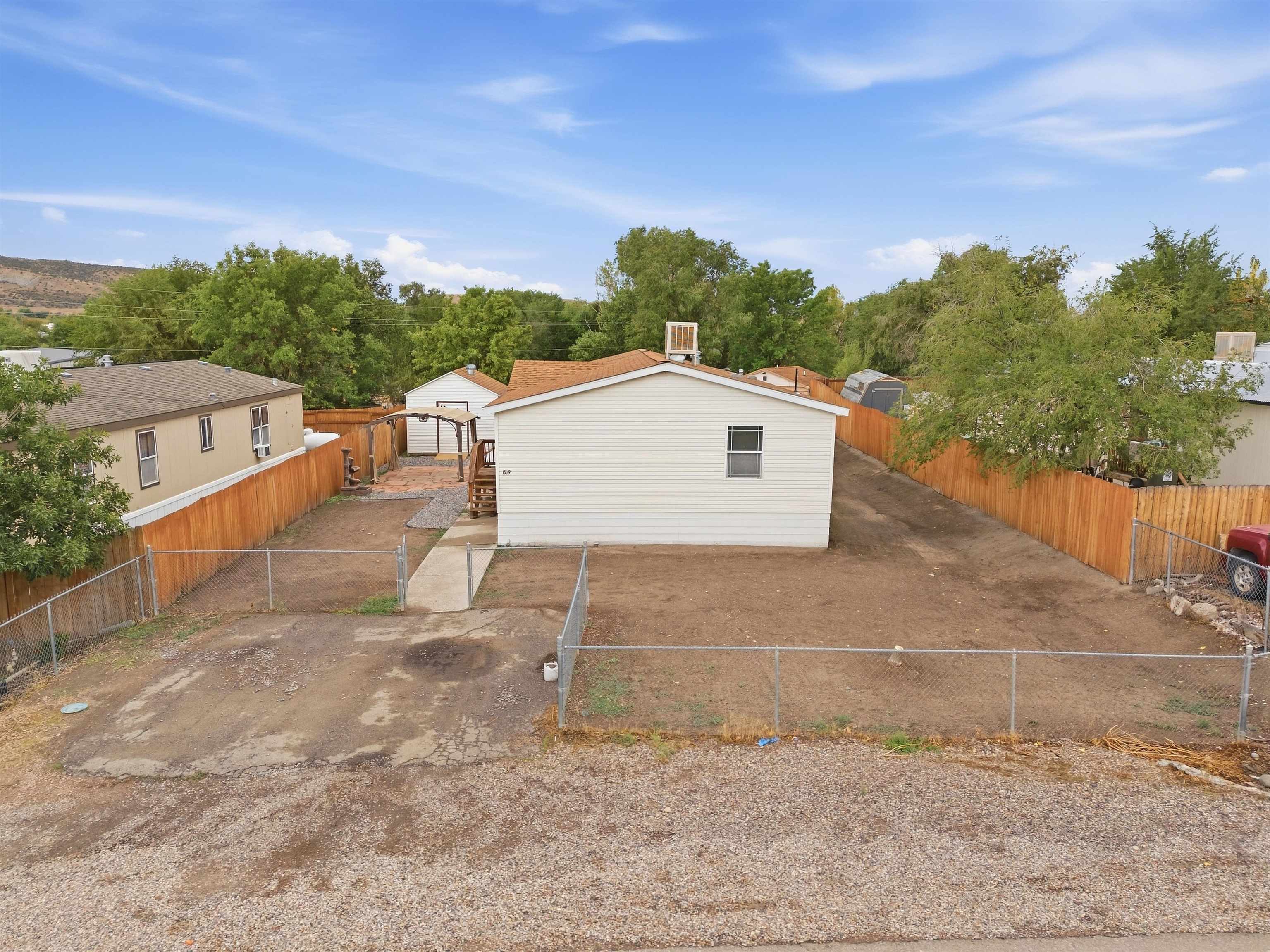 1519 Baxter Street Property Photo 3