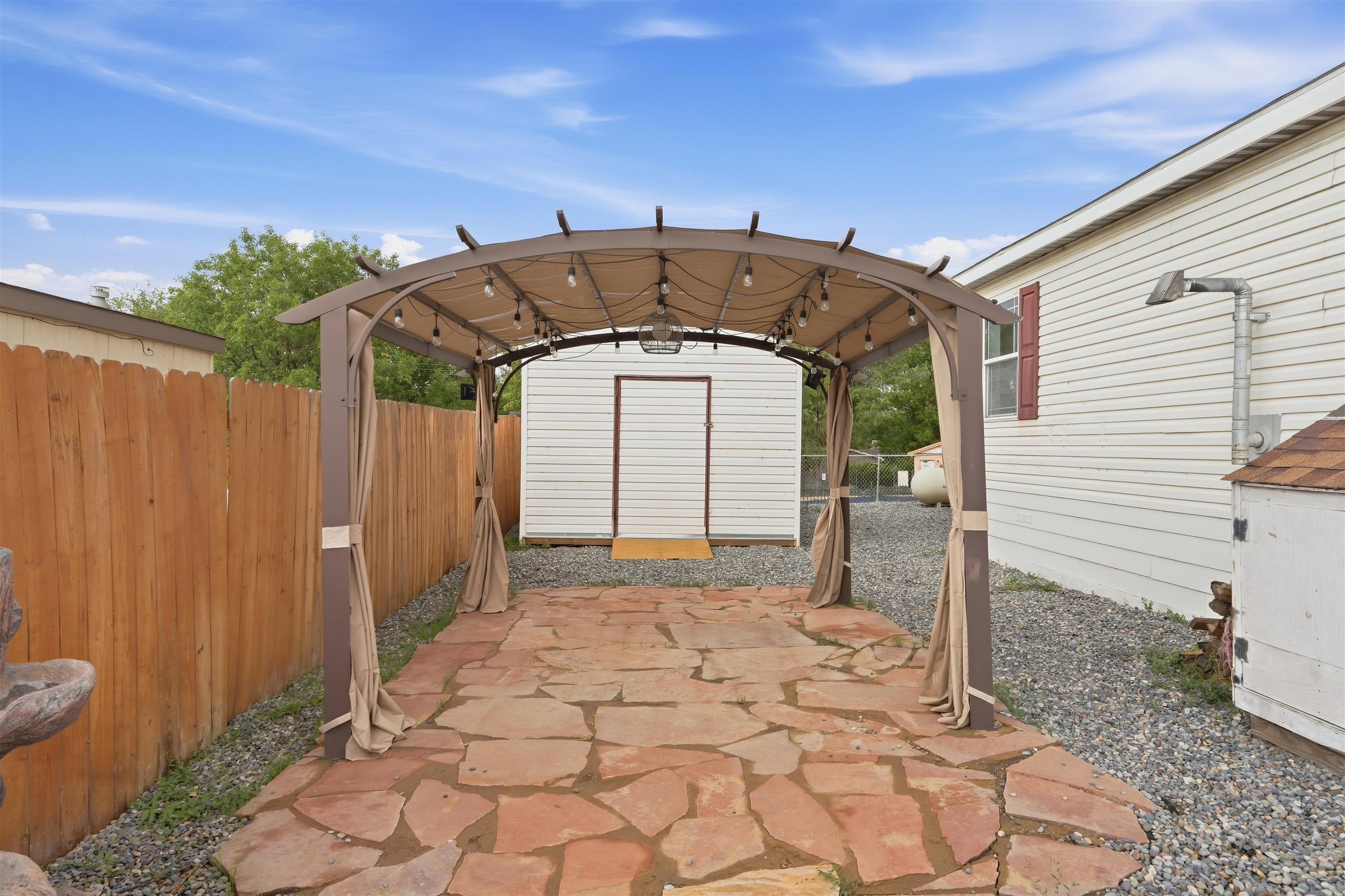 1519 Baxter Street Property Photo 7