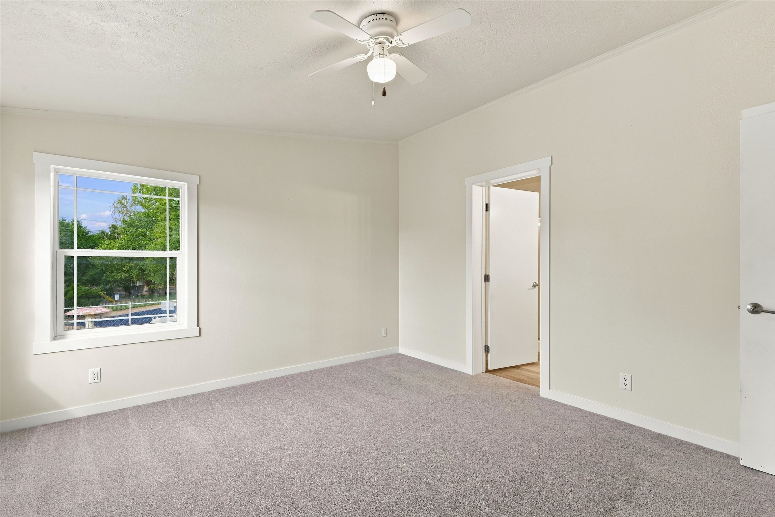 1519 Baxter Street Property Photo 18