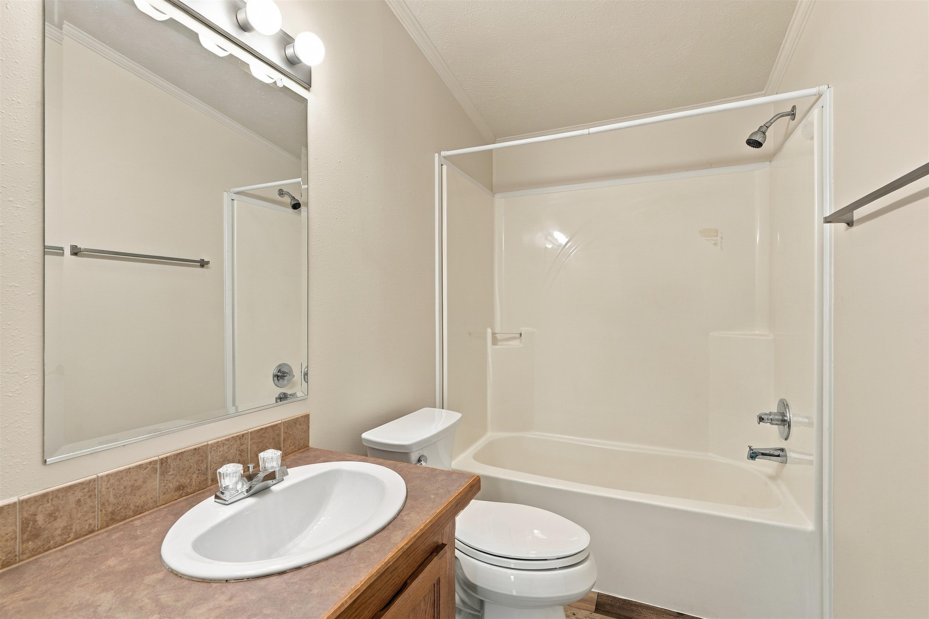1519 Baxter Street Property Photo 22