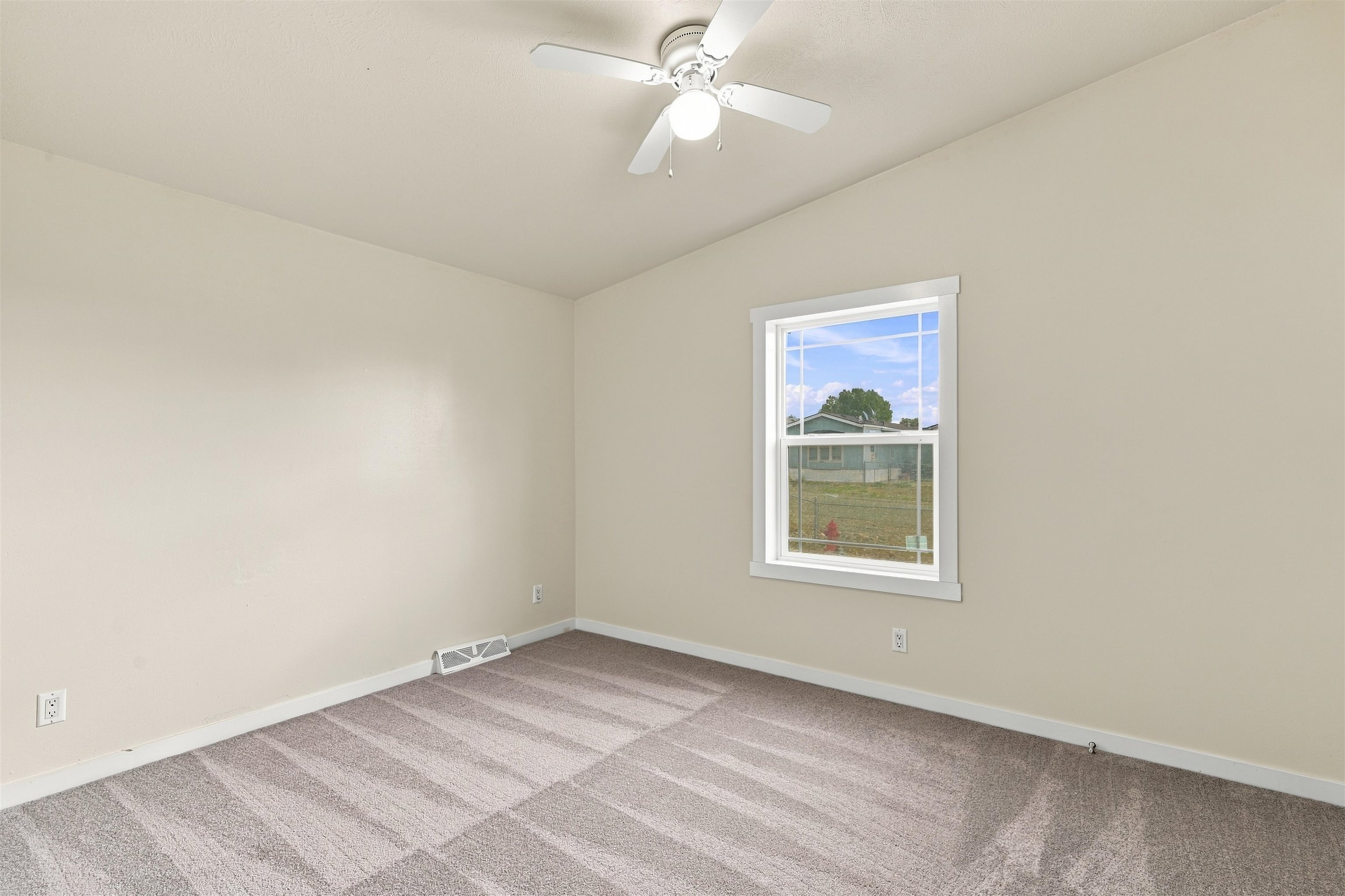 1519 Baxter Street Property Photo 23
