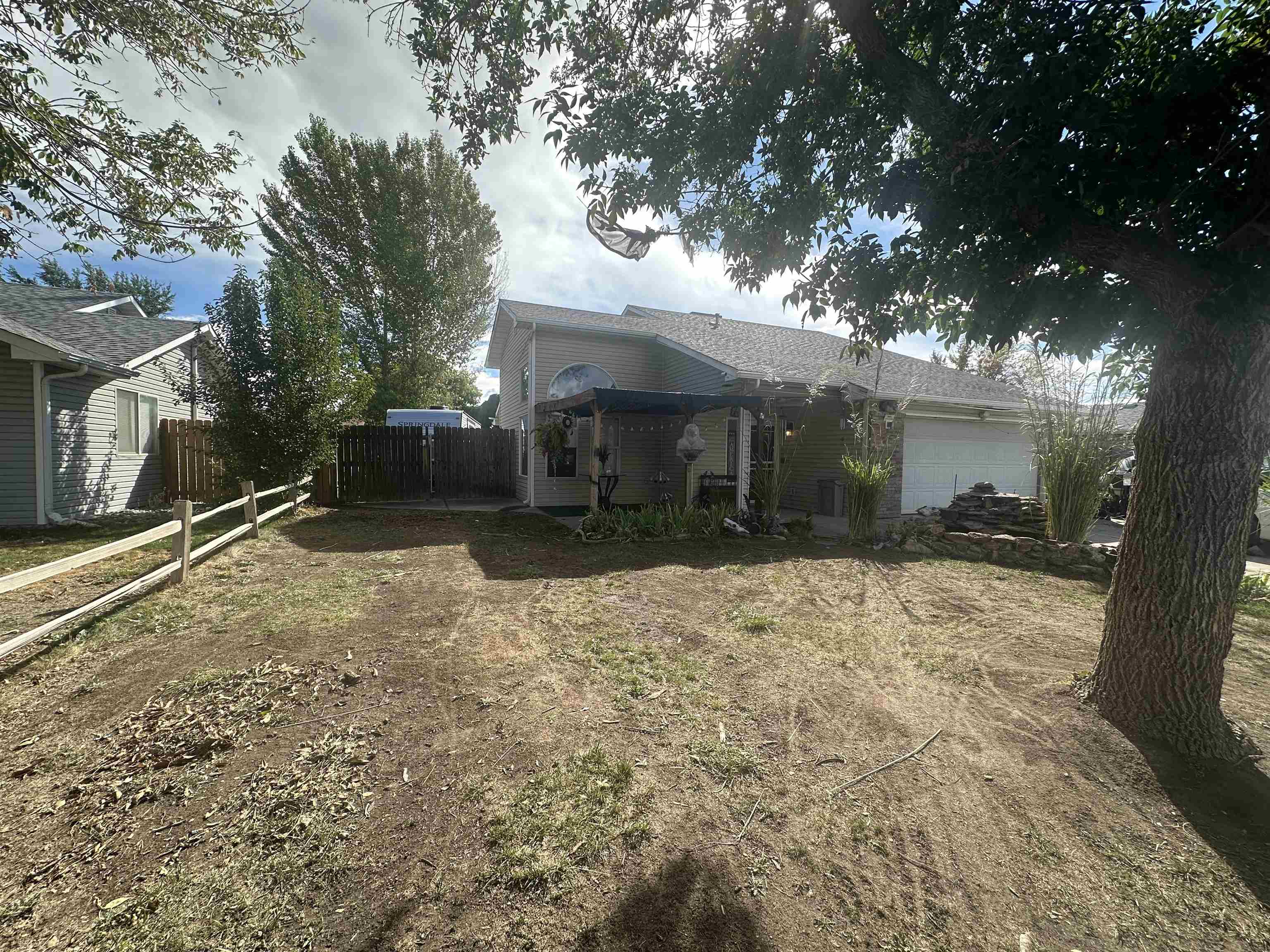 468 Tanner Street Property Photo 2