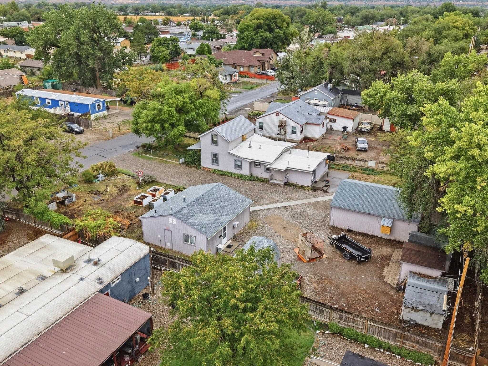 441 Lois Street Property Photo 32
